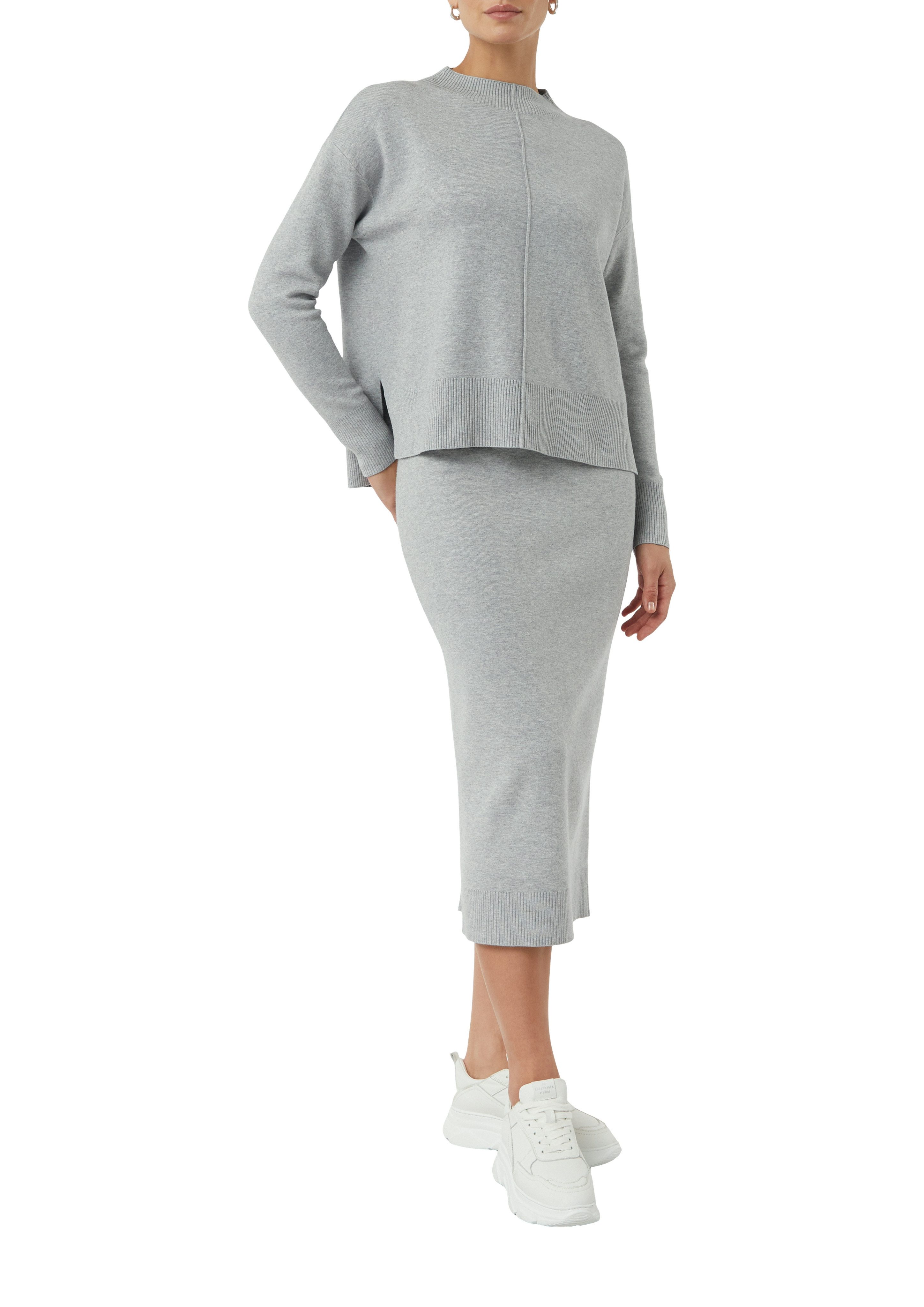comma casual identity Midirok