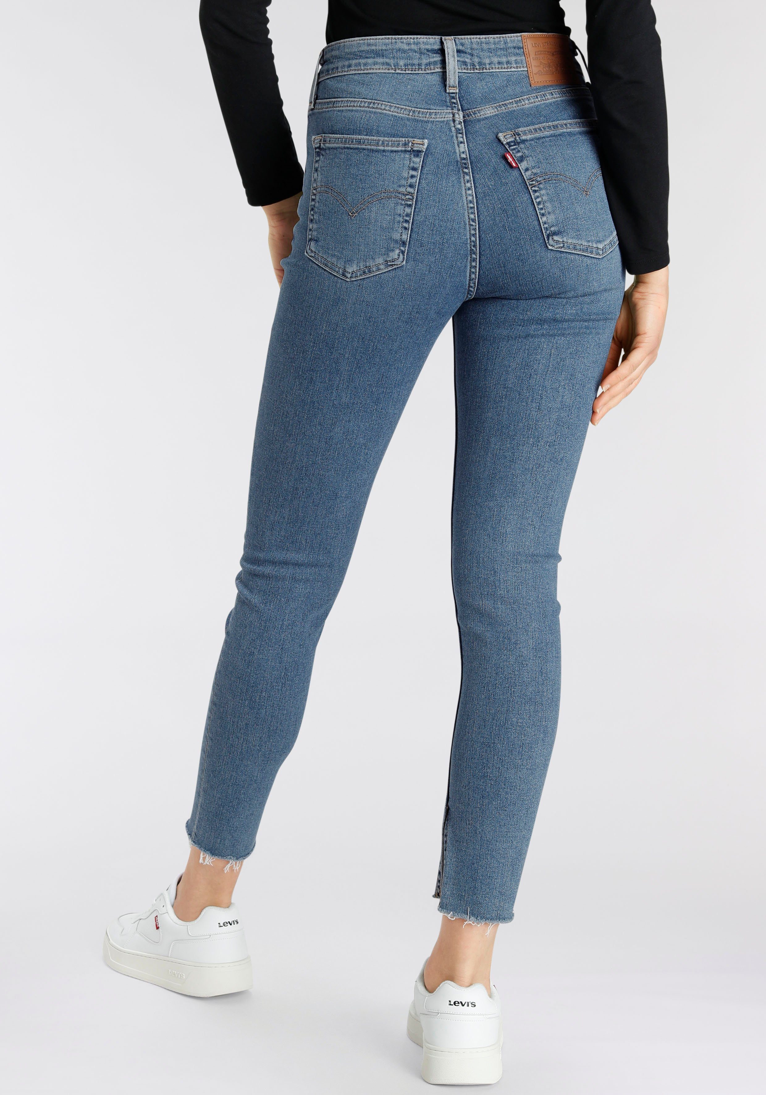 Levi's® Skinny fit jeans 721 High rise skinny met splitje in de zoom