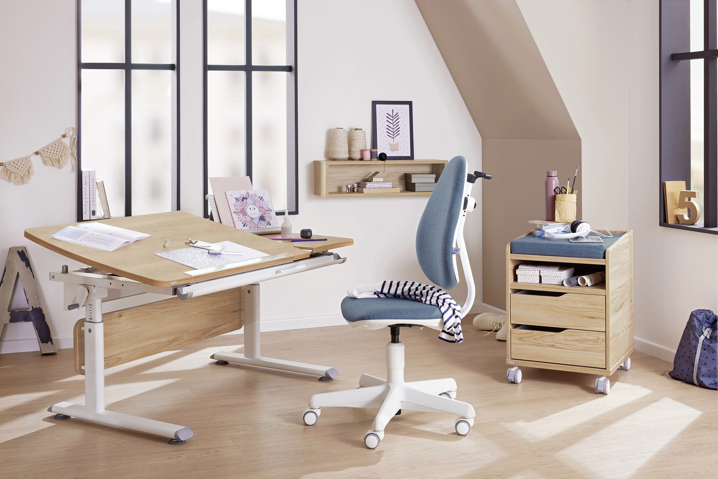 PAIDI Kinderwelten Kinderbureau DIEGO CURVED GT, leerlingbureau, ergonomisch, meegroeiend stappenloos in hoogte verstelbaar, gedeeld tafelblad kantelbaar