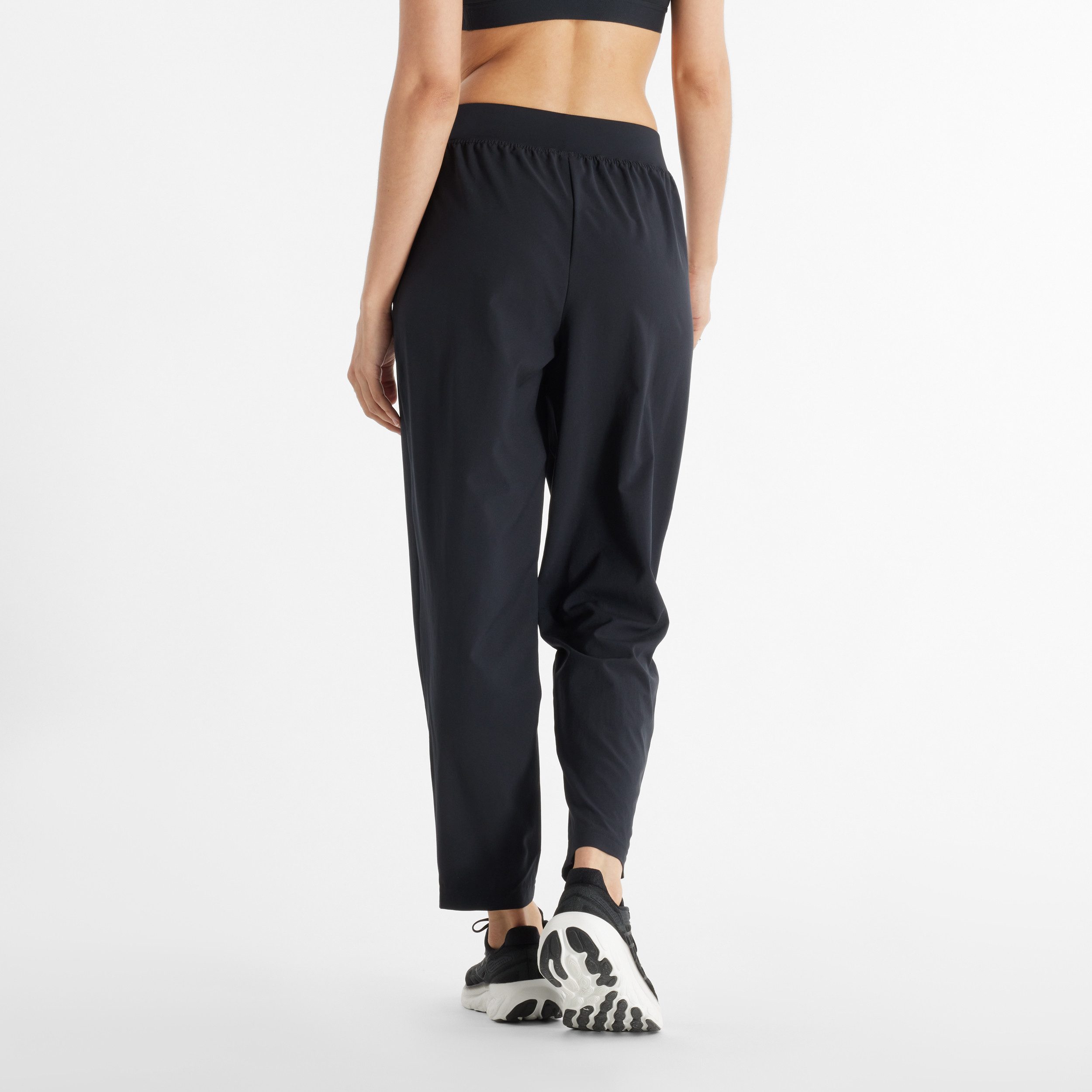 New Balance Trainingsbroek SPORT ESSENTIALS PERFORMANCE WOVEN PANT