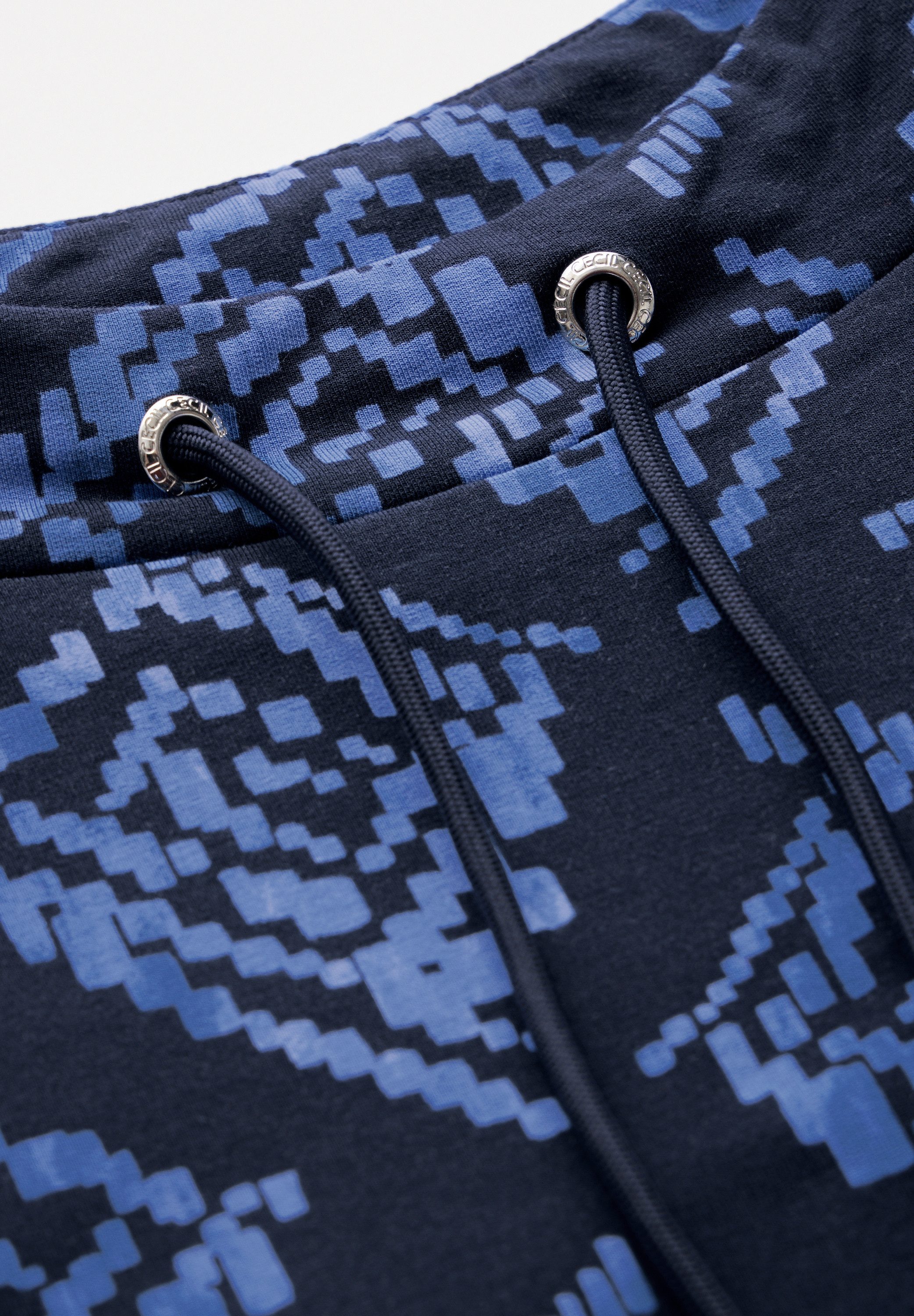 Cecil Coltrui met print all-over