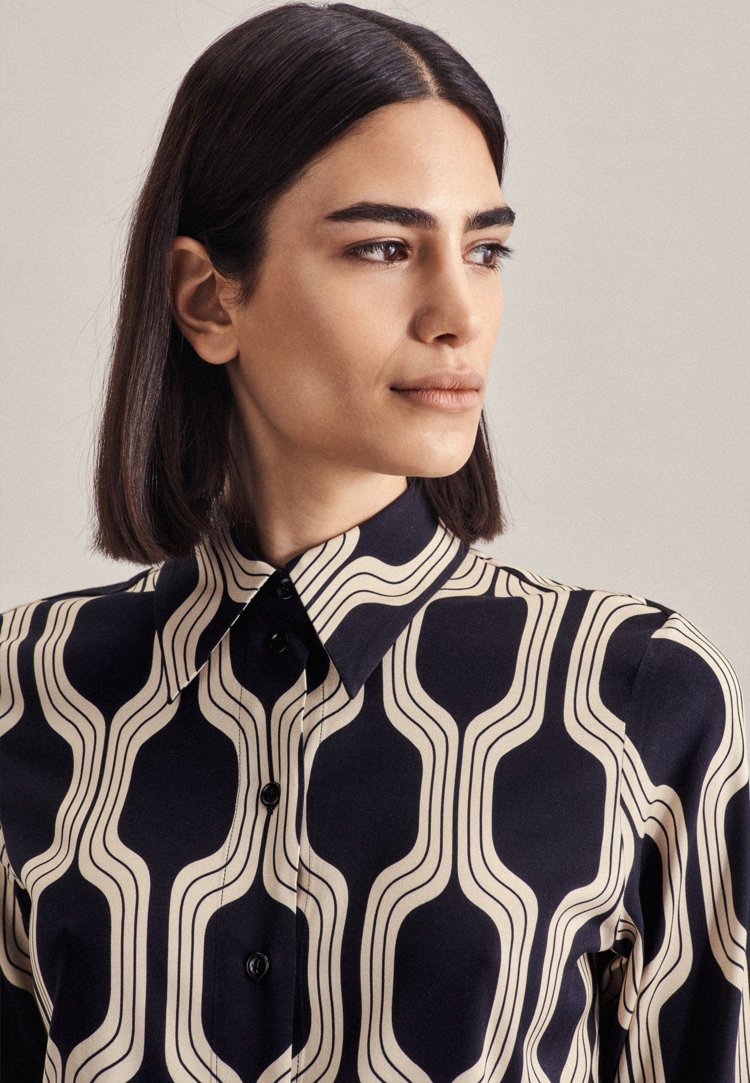 seidensticker Overhemdblouse Zwarte roos Lange mouwen kraag print