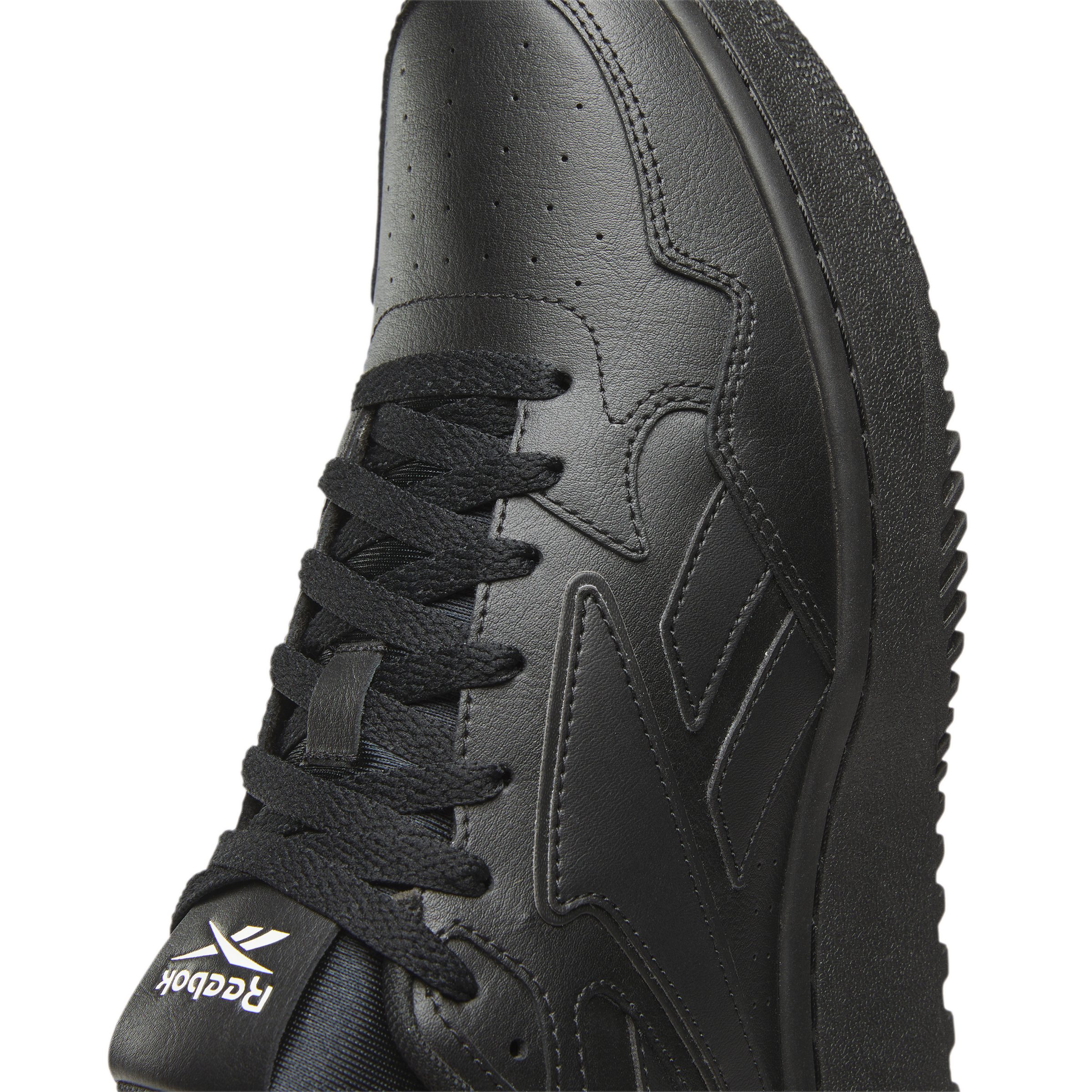 Reebok Classic Sneakers ATR CHILL