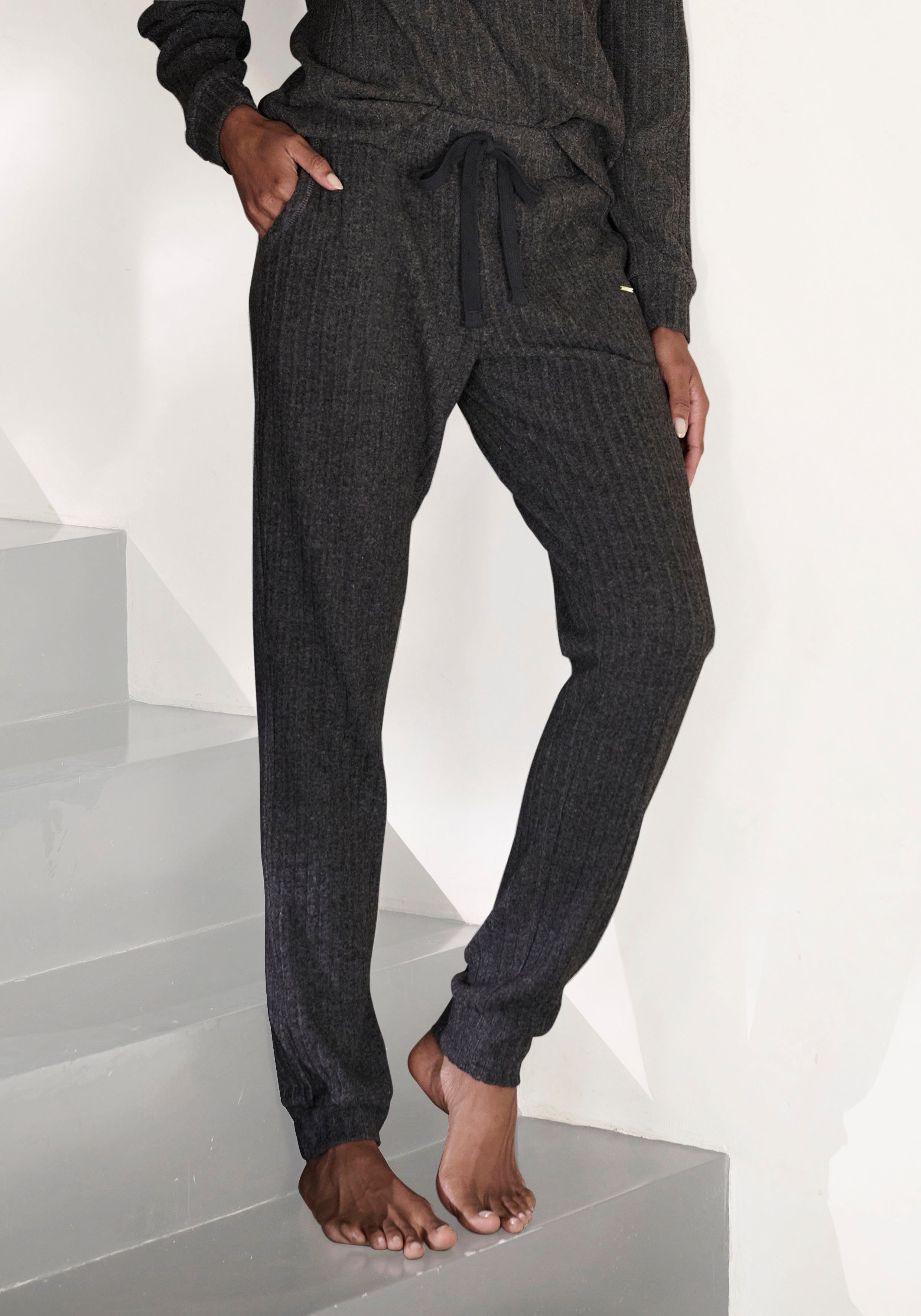 Lascana Homewearbroek -Loungebroek Lounge- brei broek met praktische zakken loungewear