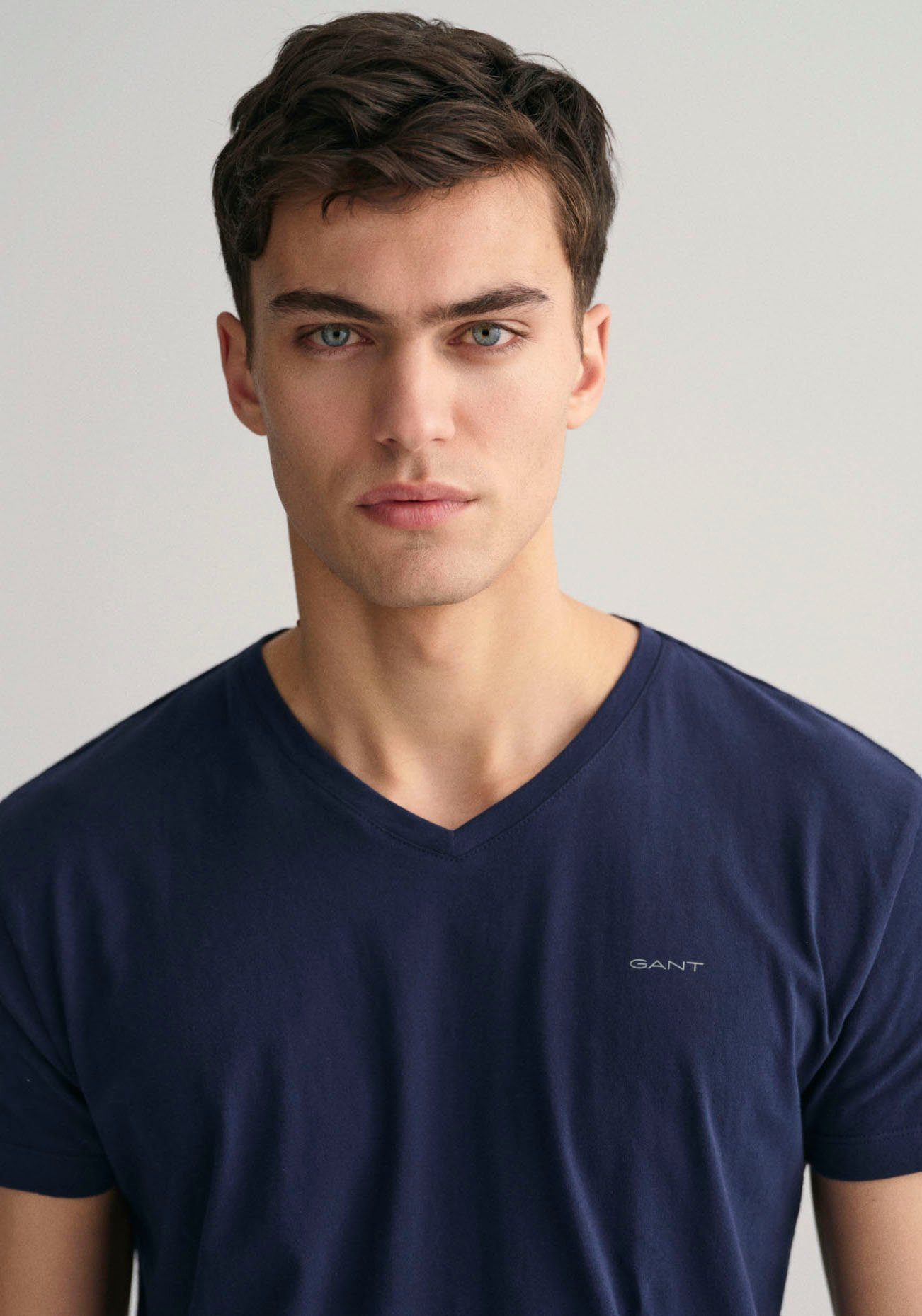 Gant Shirt voor eronder V-NECK T-SHIRT 2-PACK met merklabel op de borst (set, 2 stuks, 2 stuks)