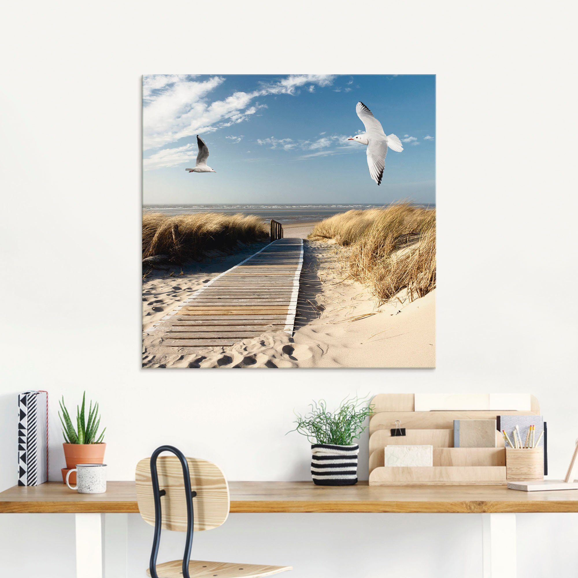 Artland Print op glas Noordzeestrand op Langeoog met meeuwen