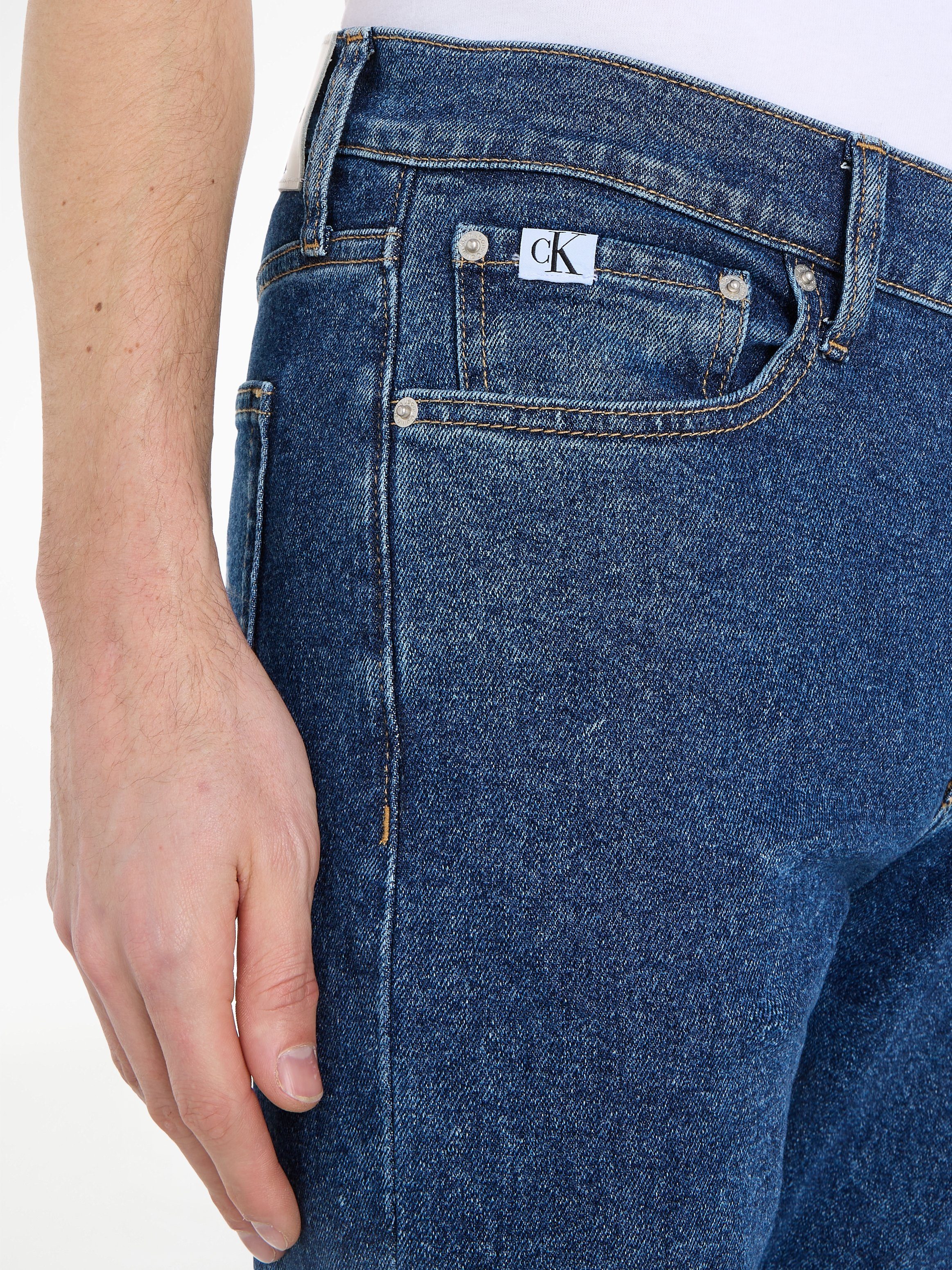 Calvin Klein Tapered jeans SLIM TAPER met leren badge