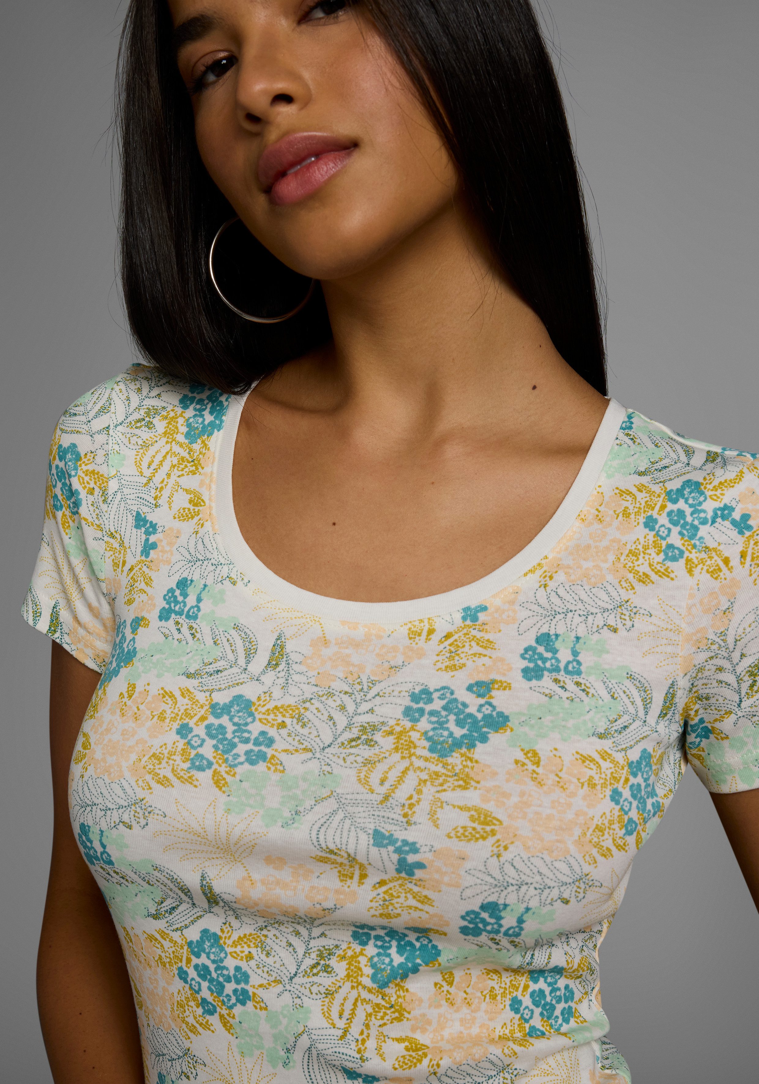 KangaROOS Shirt met korte mouwen met gebloemde print all-over
