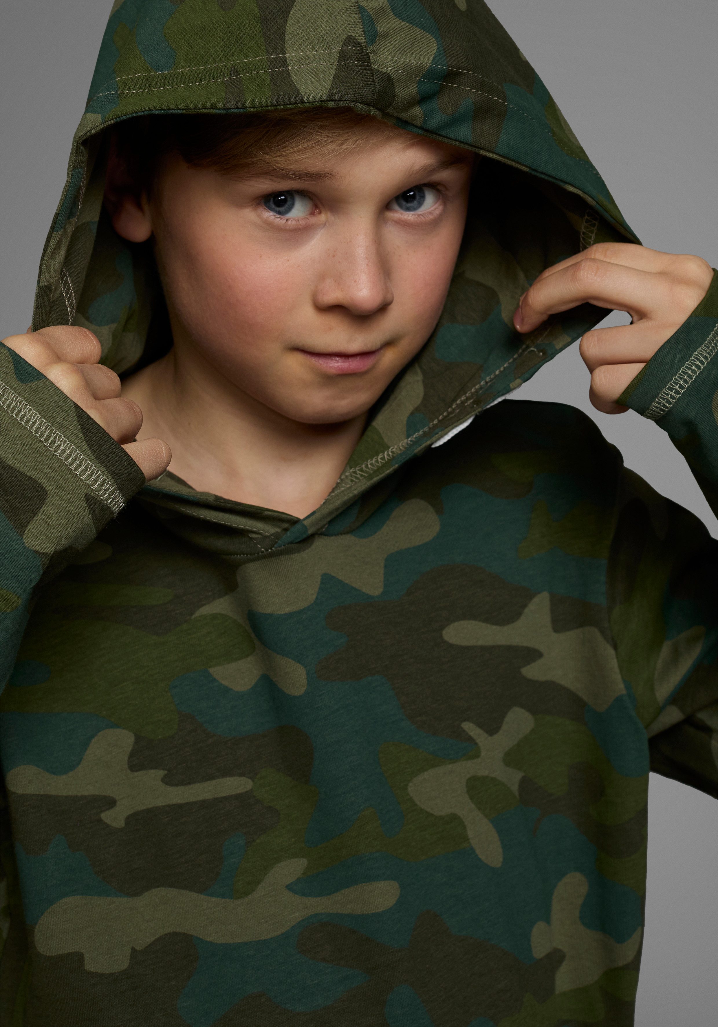 KIDSWORLD Shirt met lange mouwen Lange mouwen, basic pasvorm, allover-print, met capuchon