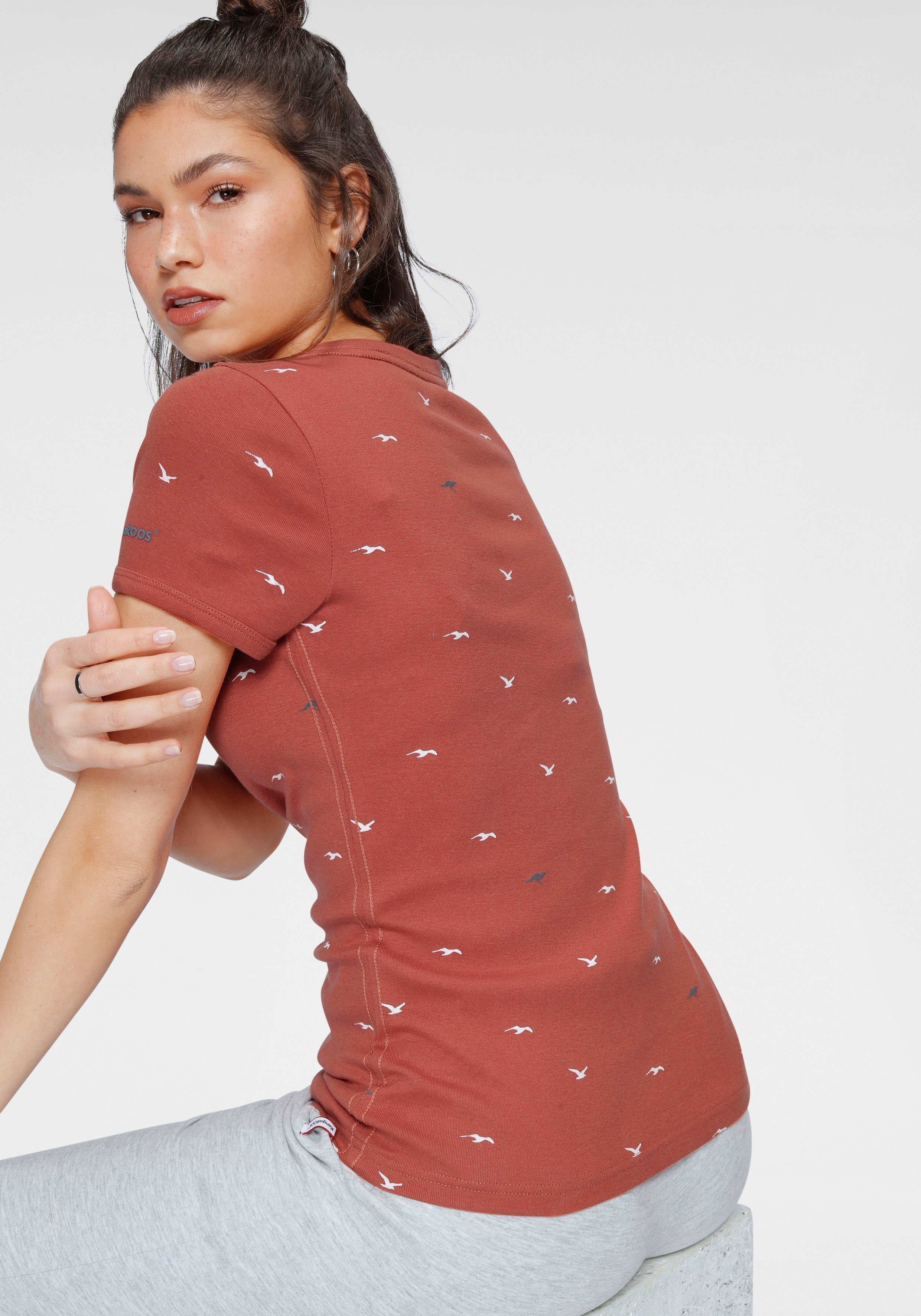 KangaROOS T-shirt korte mouwen, zeer figuurvolgend en heupbedekkend