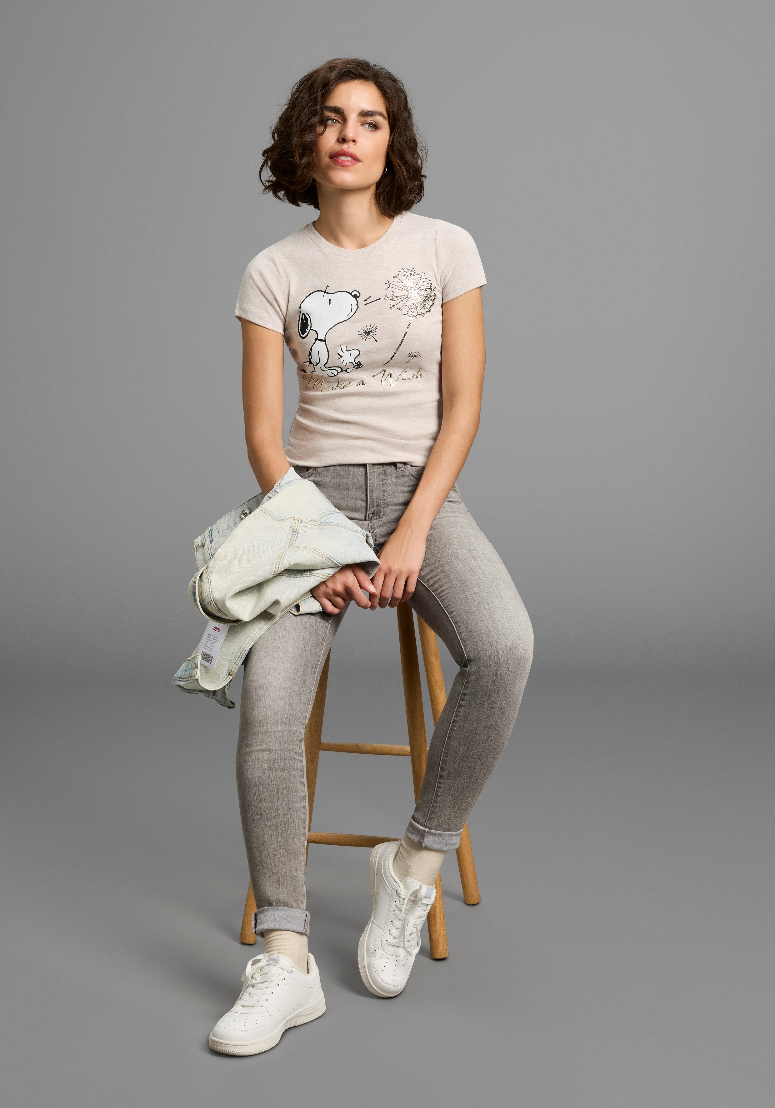 KangaROOS Shirt met korte mouwen zeer figuurvolgende pasvorm, bedrukt, gemêleerd en metallic look