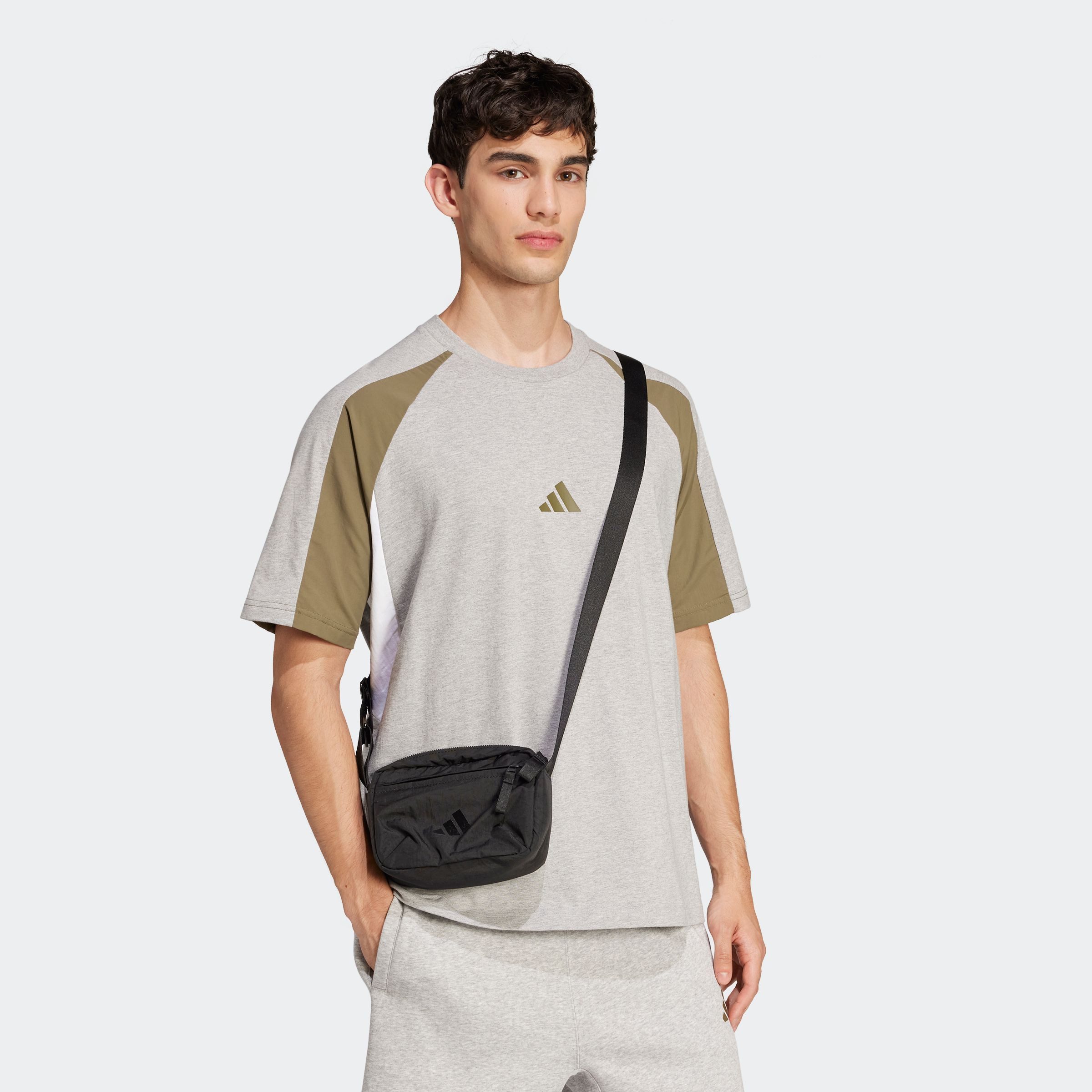adidas Sportswear T-shirt M ESS CB T