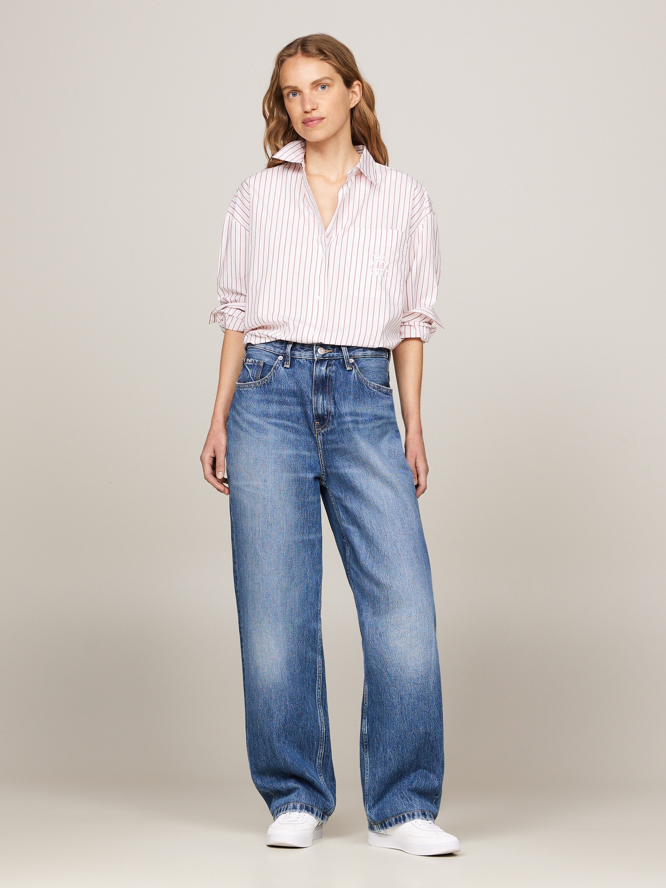 Tommy Hilfiger Straight jeans RELAXED STRAIGHT HW GER met tommy hilfiger logo-badge