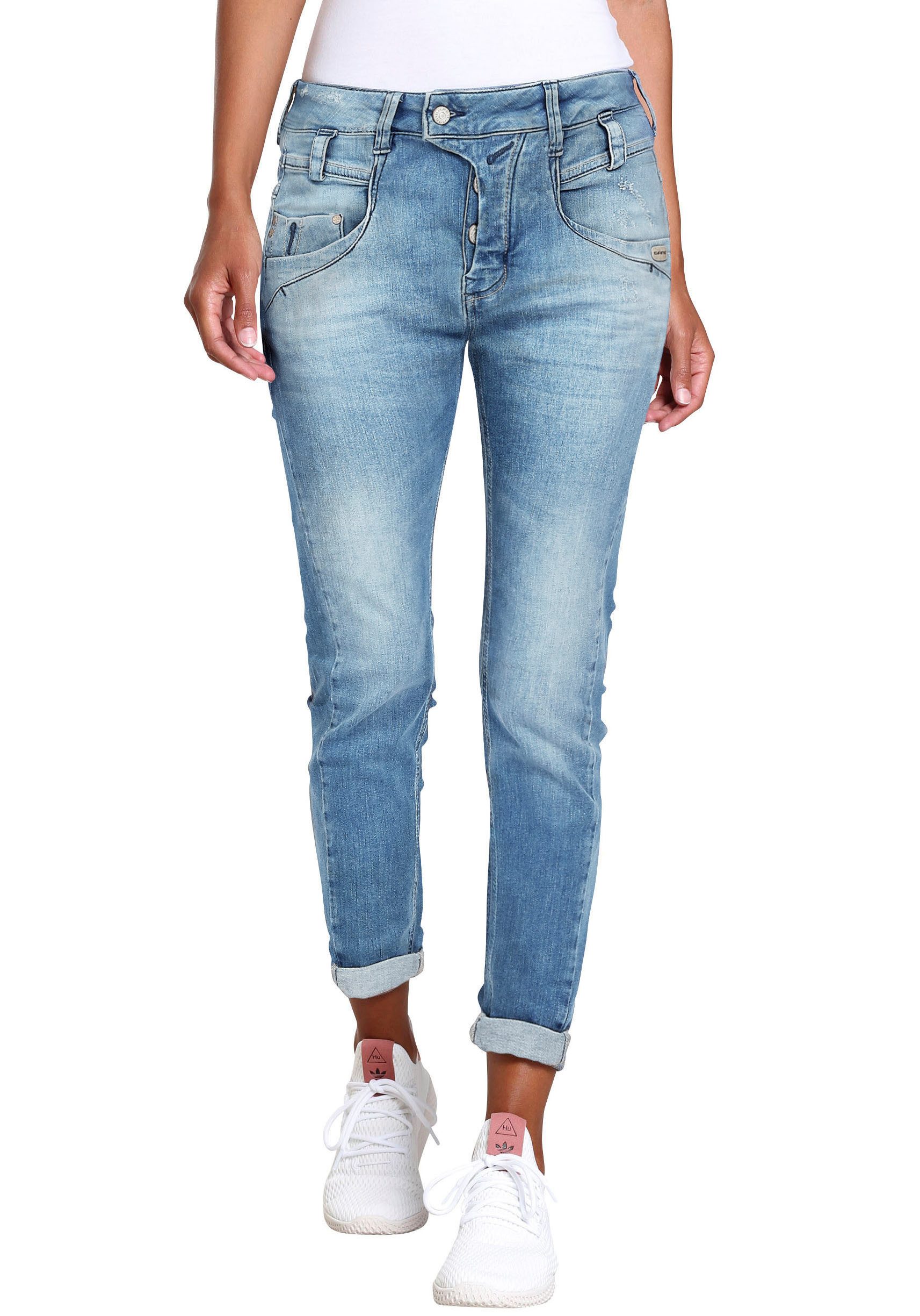 GANG Slim fit jeans 94Marge met bijzondere 4-knoopssluiting