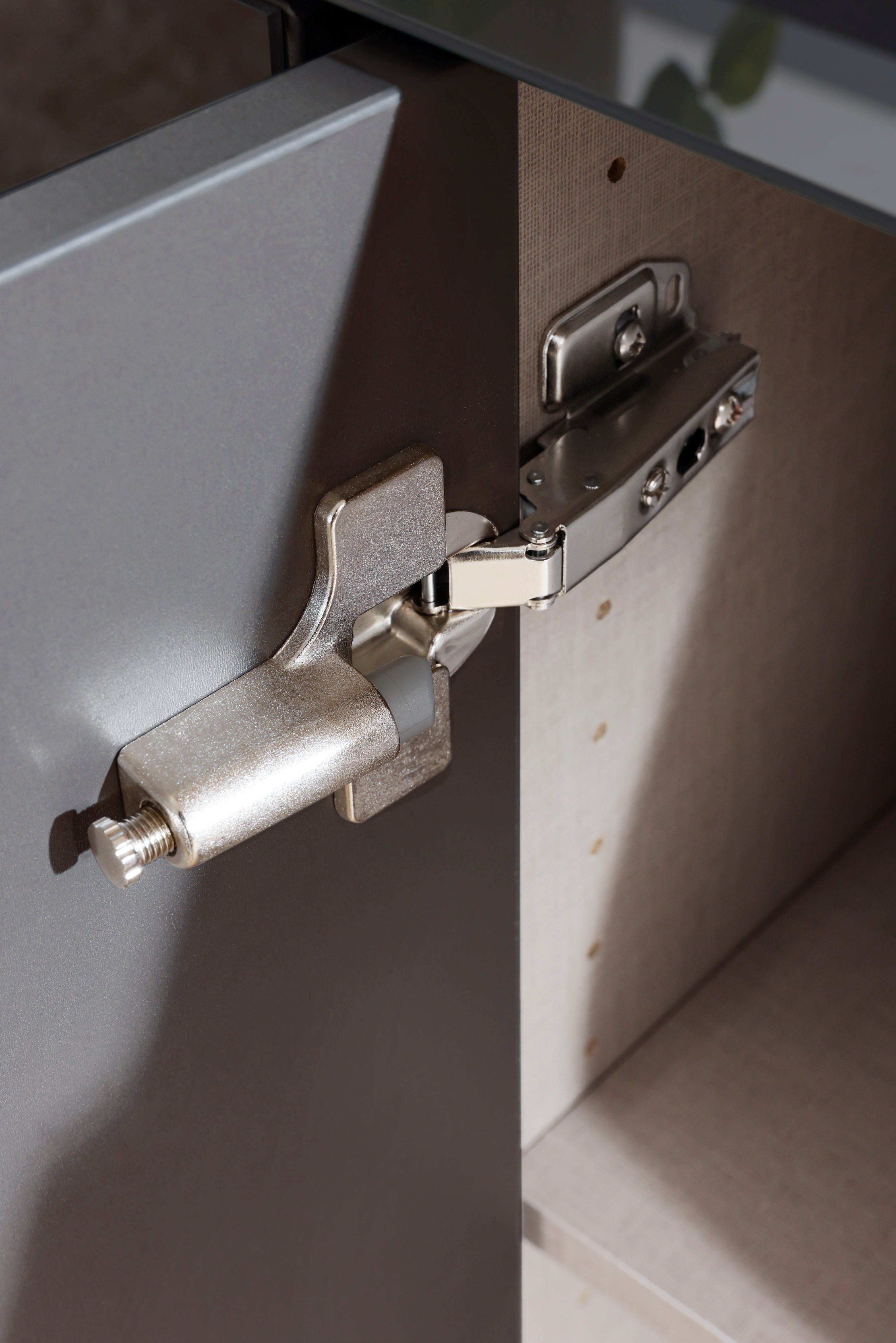 rauch Ladekast Flipp 2-deurs, 3 laden met soft-close functie en glazen front