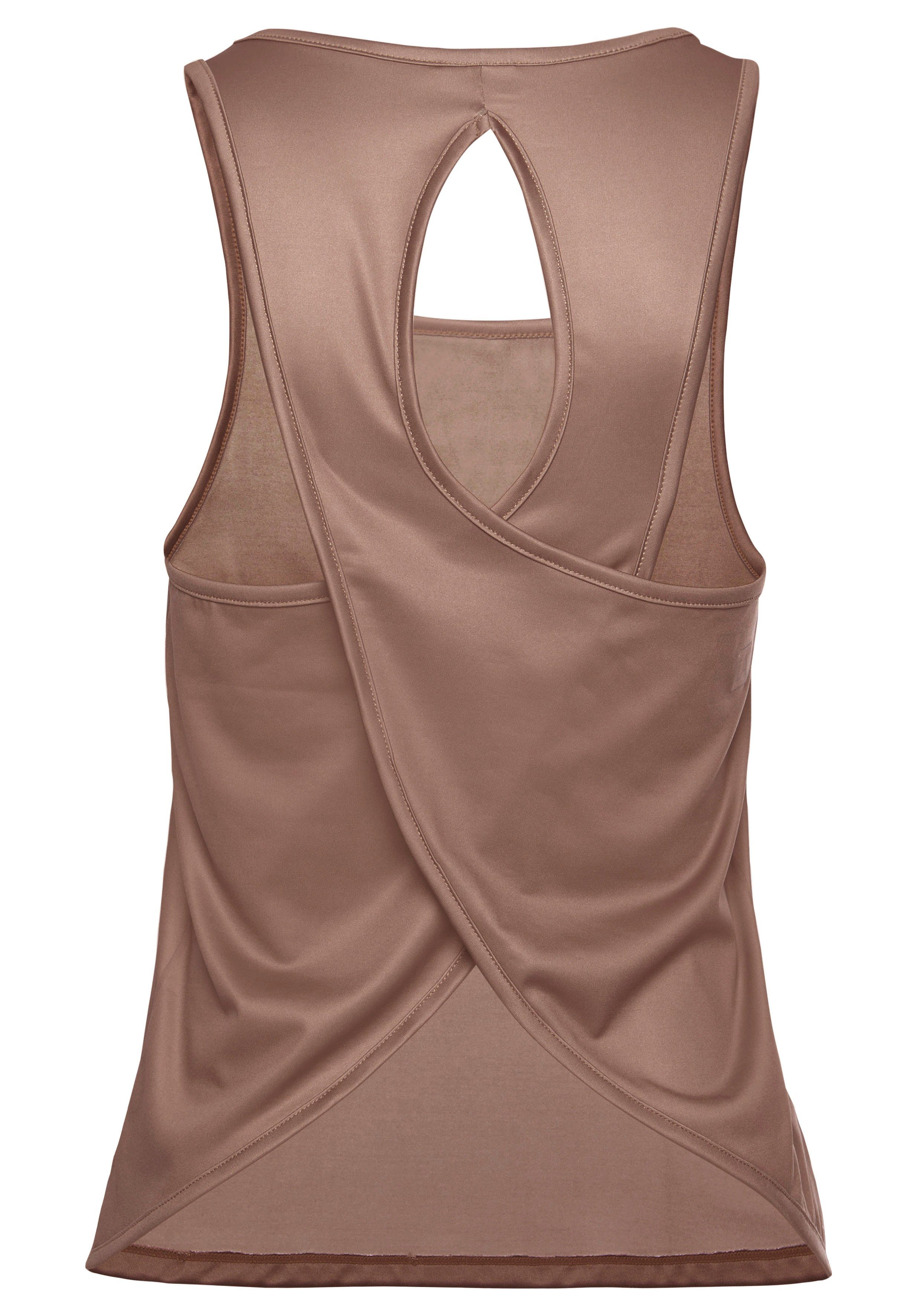 active by Lascana Functioneel shirt met cut-out achter