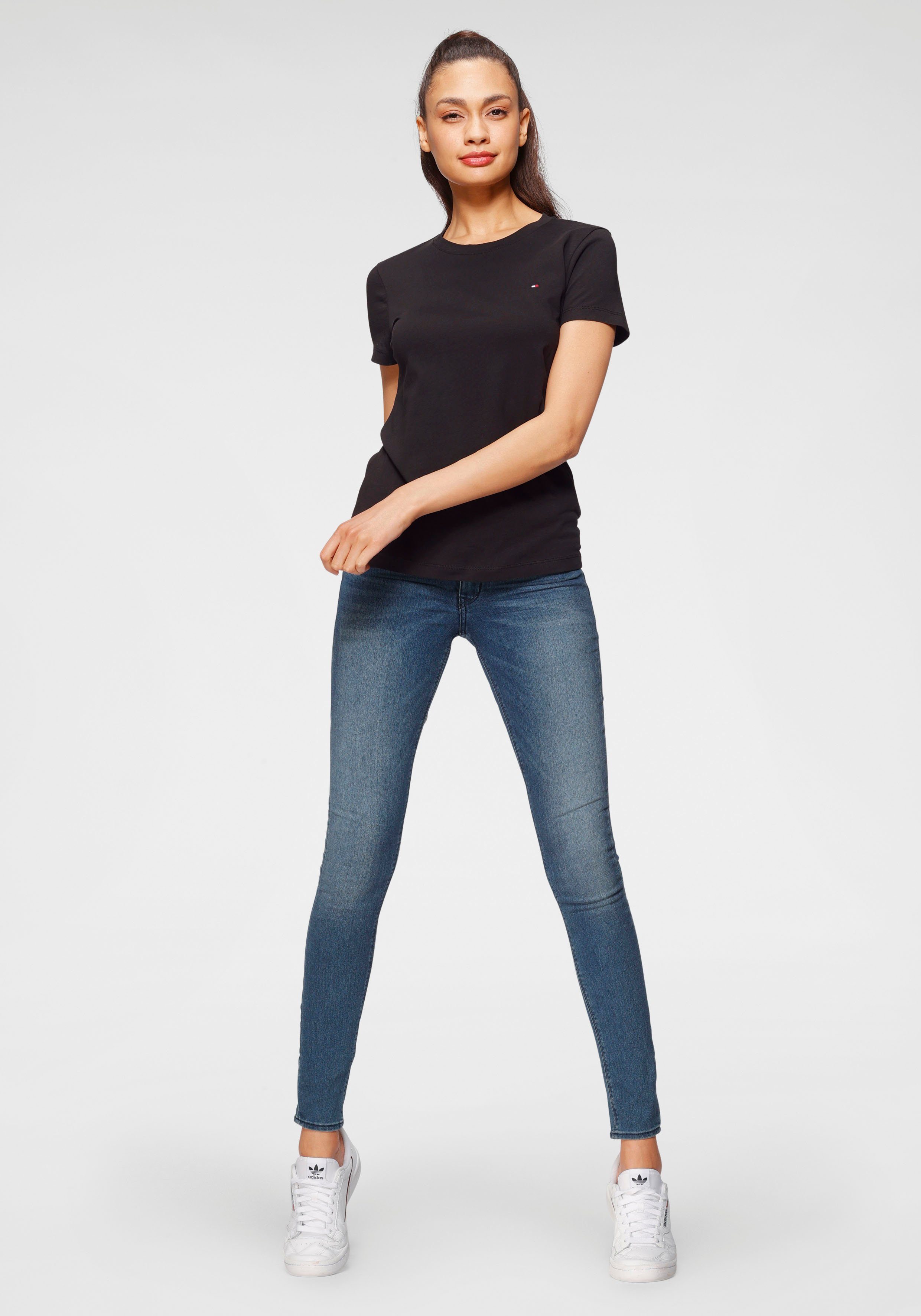 Tommy Hilfiger T-shirt HERITAGE CREW NECK TEE met tommy hilfiger-merklabel op borsthoogte