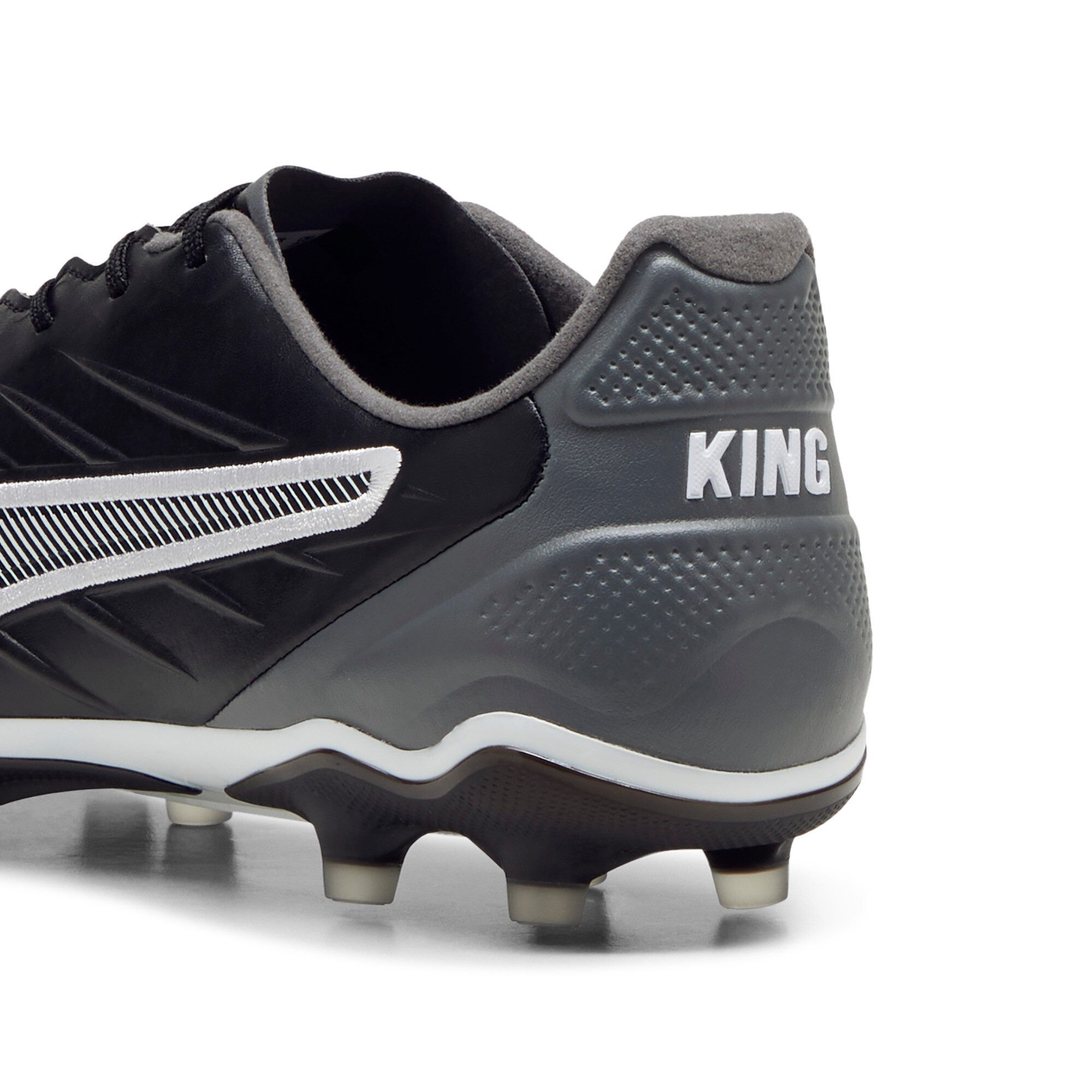 PUMA Voetbalschoenen KING PRO FG/AG voor gazonvelden