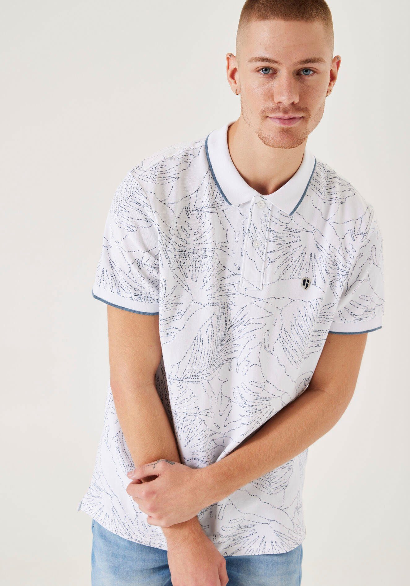 Garcia Poloshirt met een gebloemd motief all-over