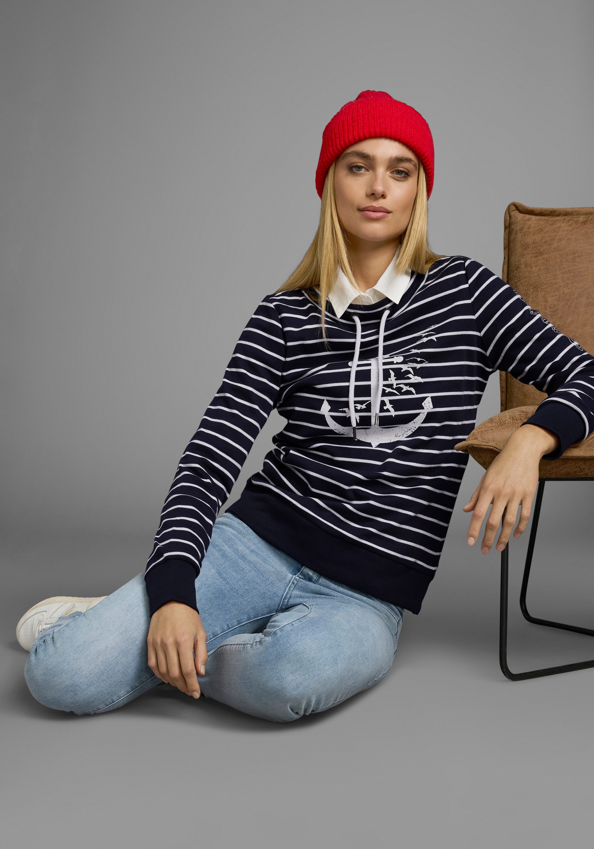 KangaROOS Sweatshirt Lange mouwen met duimgaten, figuurvolgend, staande kraag met koord