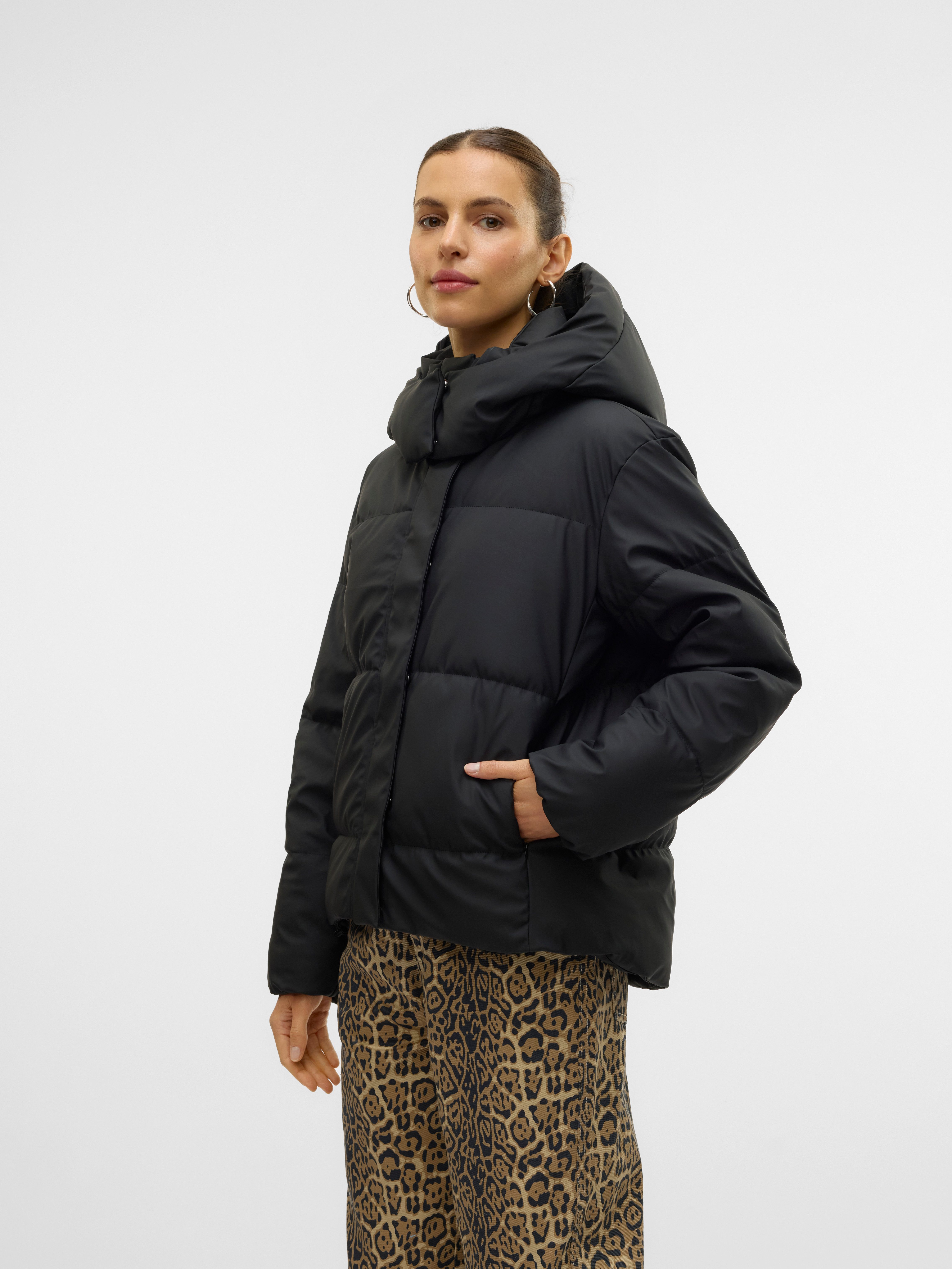 Vero Moda Regular fit gewatteerd jack met capuchon model 'GRETAKYLIE'