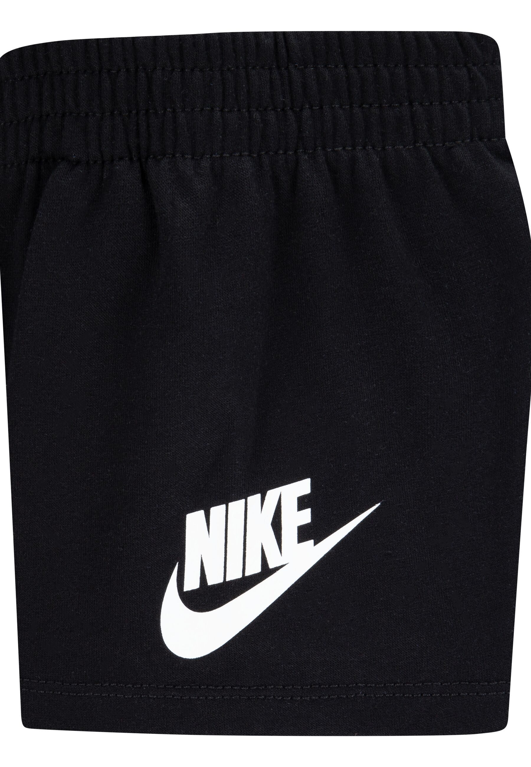 Nike Sportswear T-shirt short Set: T-Shirt en Shorts