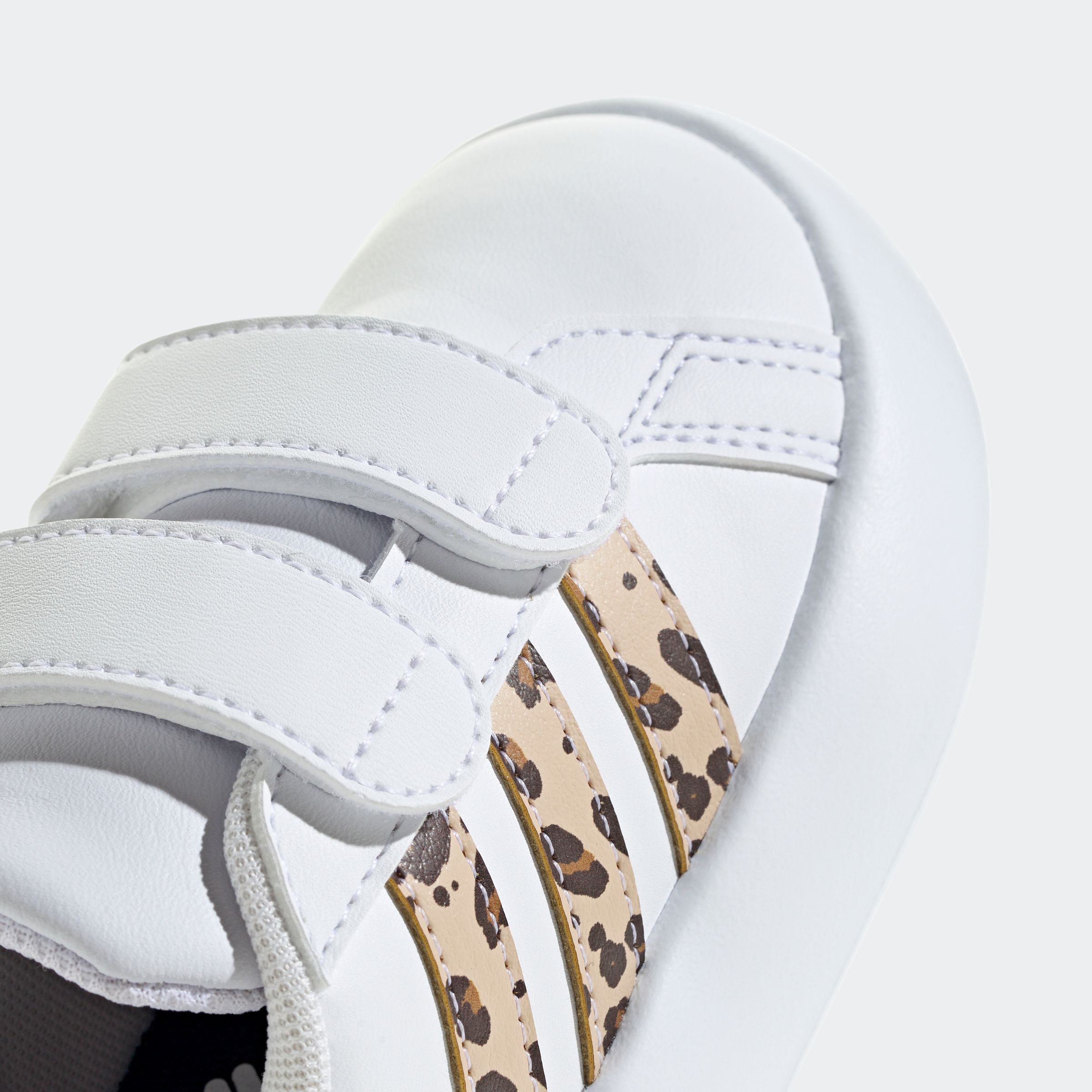 adidas Sportswear Sneakers GRAND COURT 2.0 KIDS Design geïnspireerd op de adidas Superstar