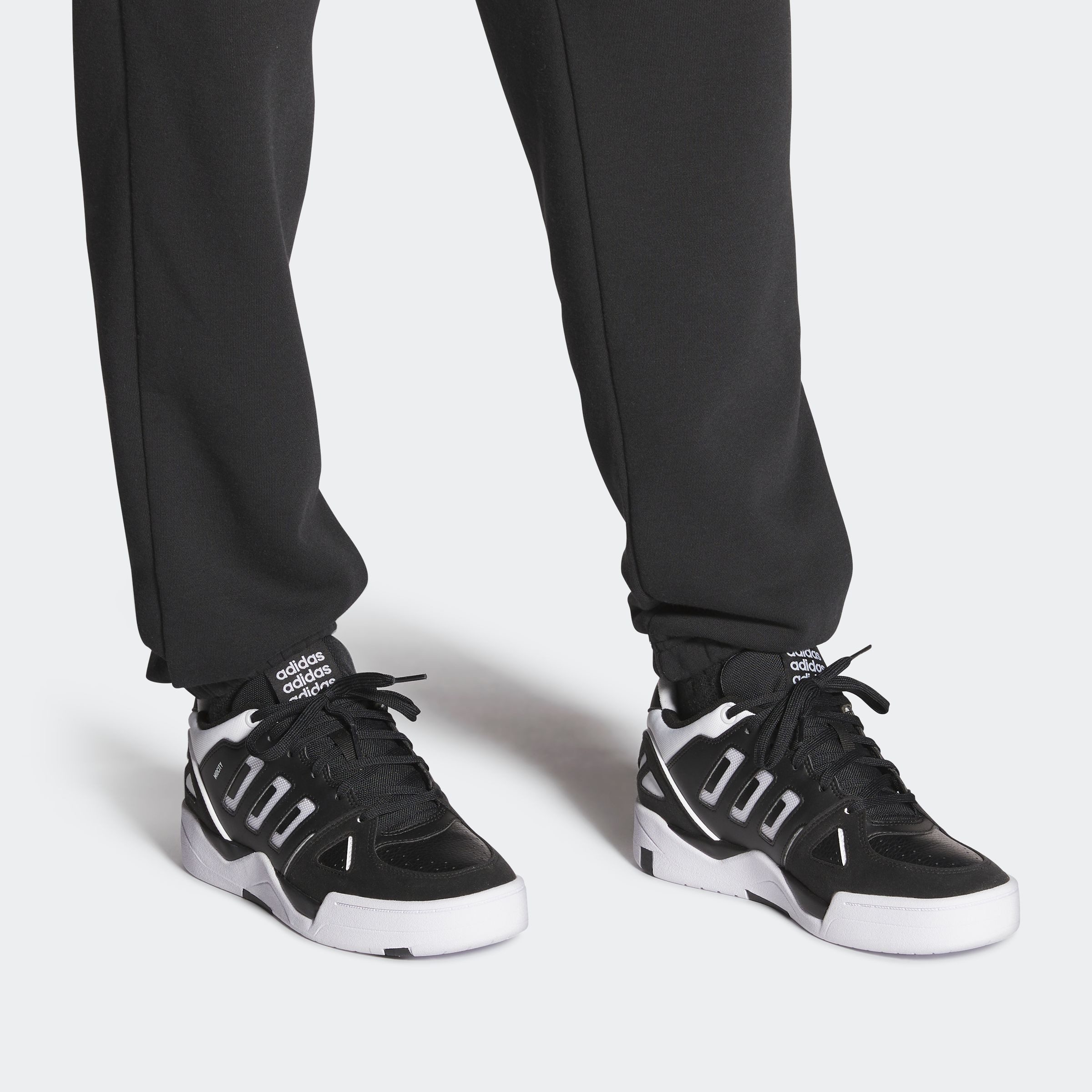 adidas Sportswear Sneakers MIDCITY LOW