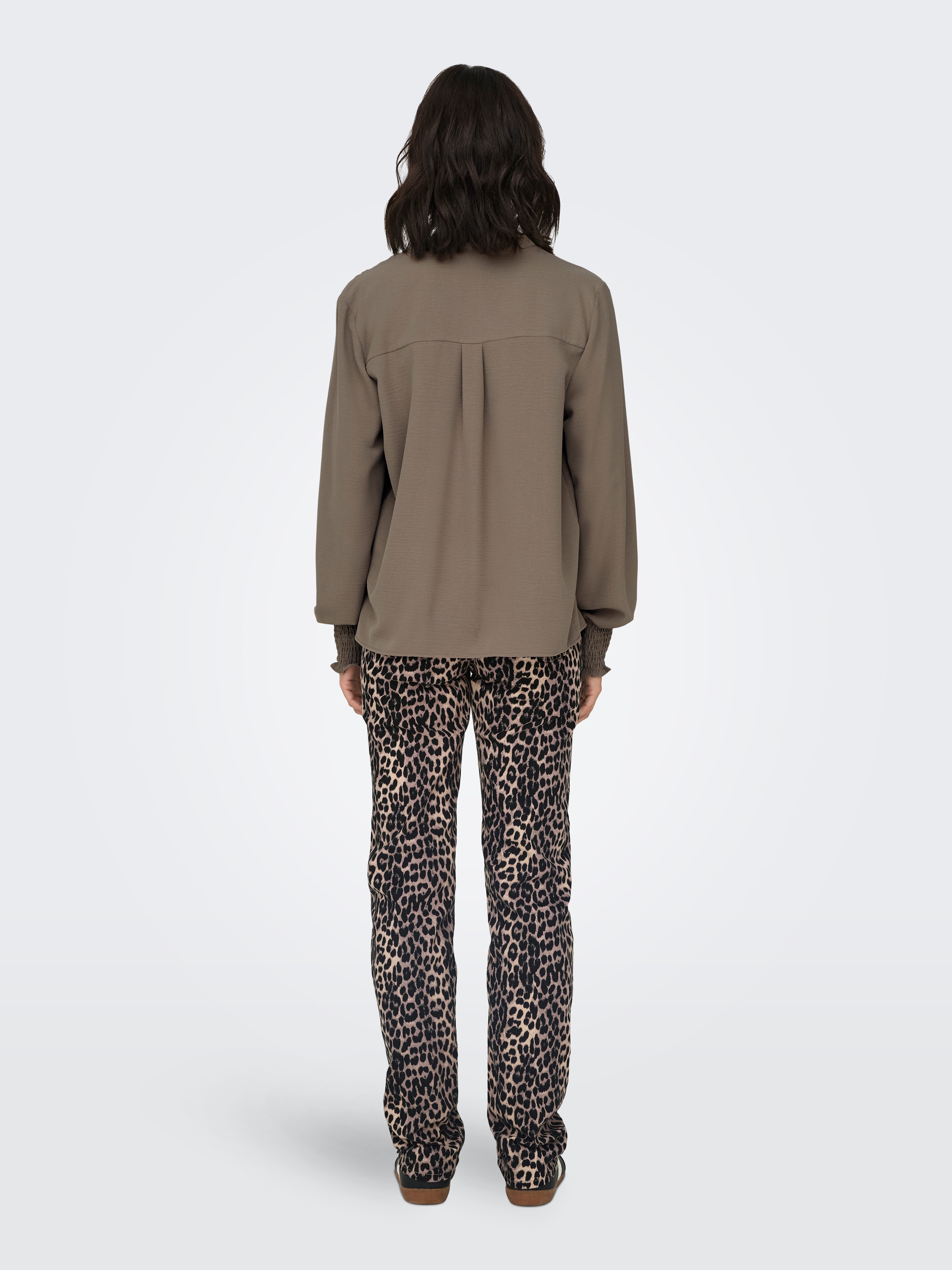 Only Shirt ONLMETTE V-NECK LS SMOCK TOP NOOS WVN