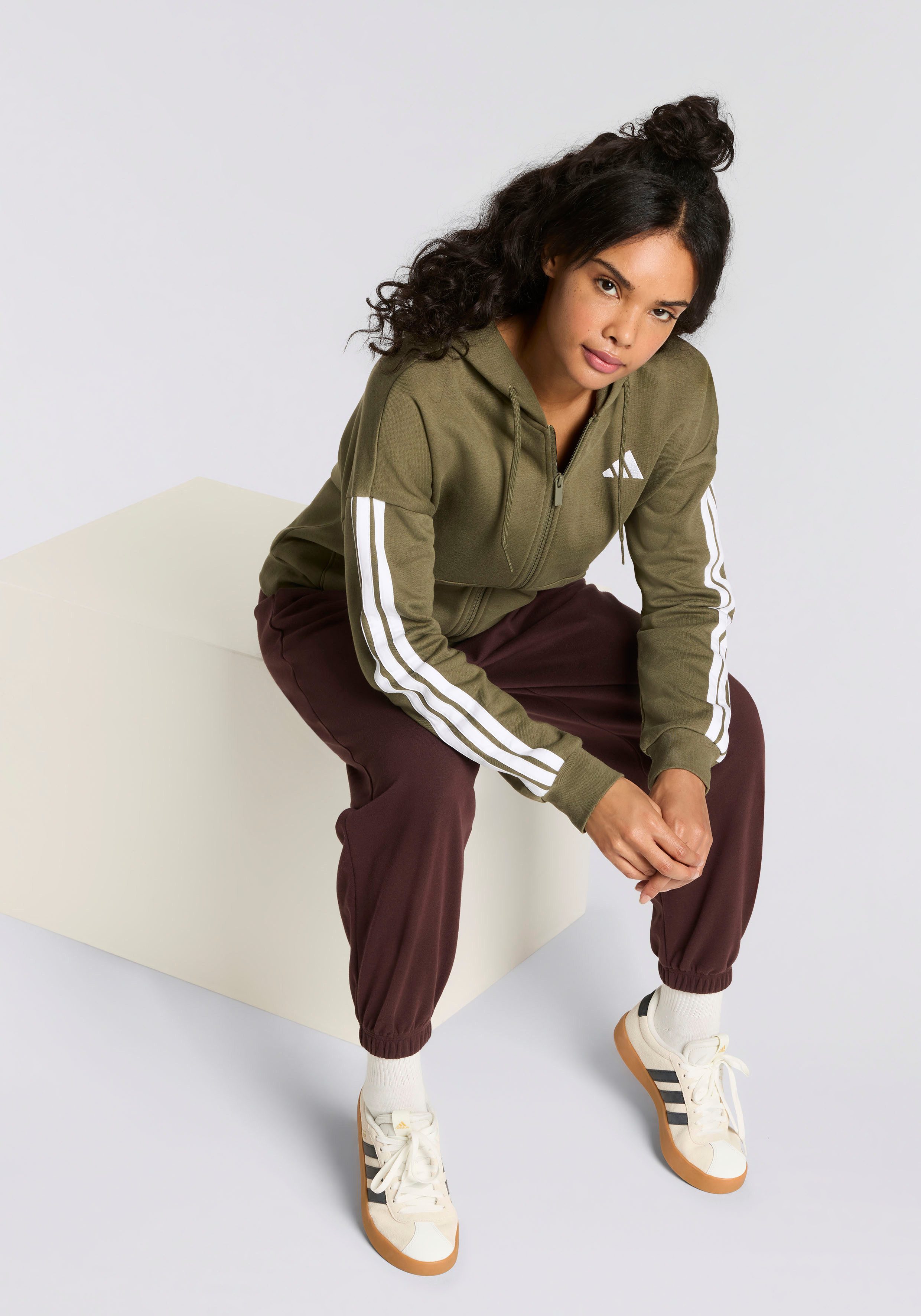adidas Sportswear Sportbroek W SL FT CF PT Joggingbroek van zacht French Terry materiaal (1-delig)