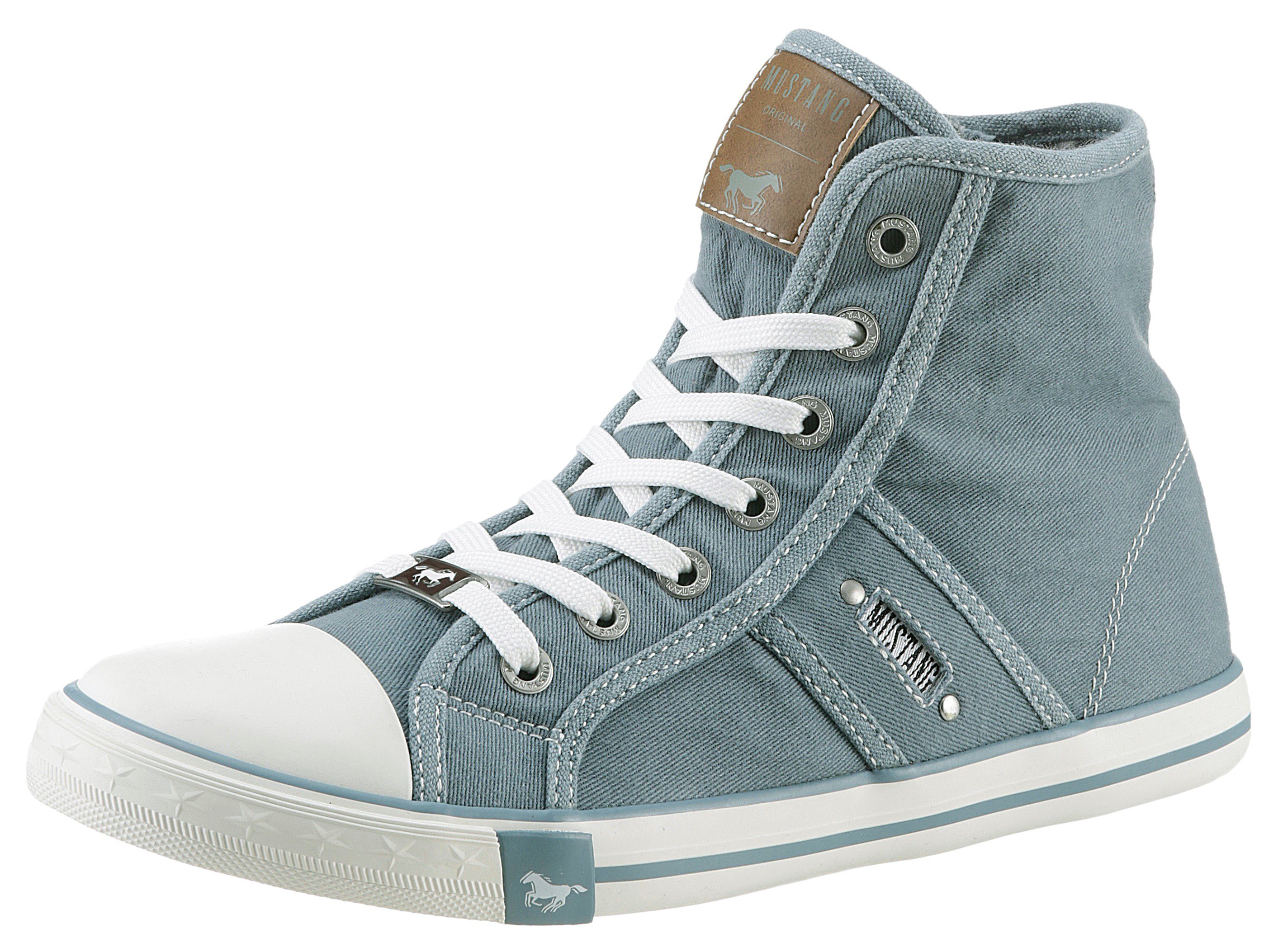 Mustang Shoes Sneakers high top-sneaker, veterschoen met label in de loopzool