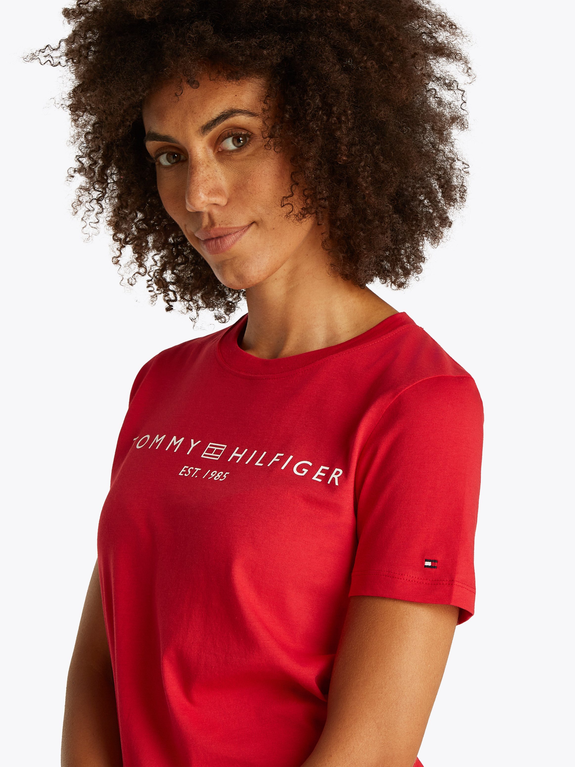 Tommy Hilfiger T-shirt REG CORP LOGO C-NK SS met een logo-opschrift