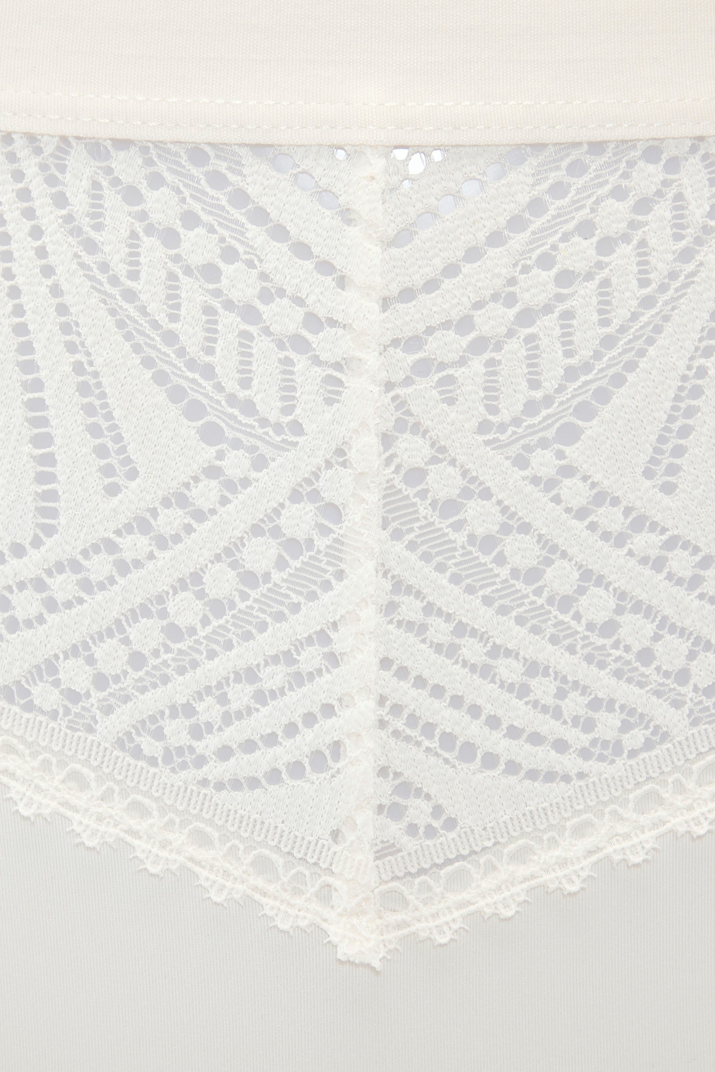 s.Oliver RED LABEL Beachwear String Clemence met modieuze band en grafische kant
