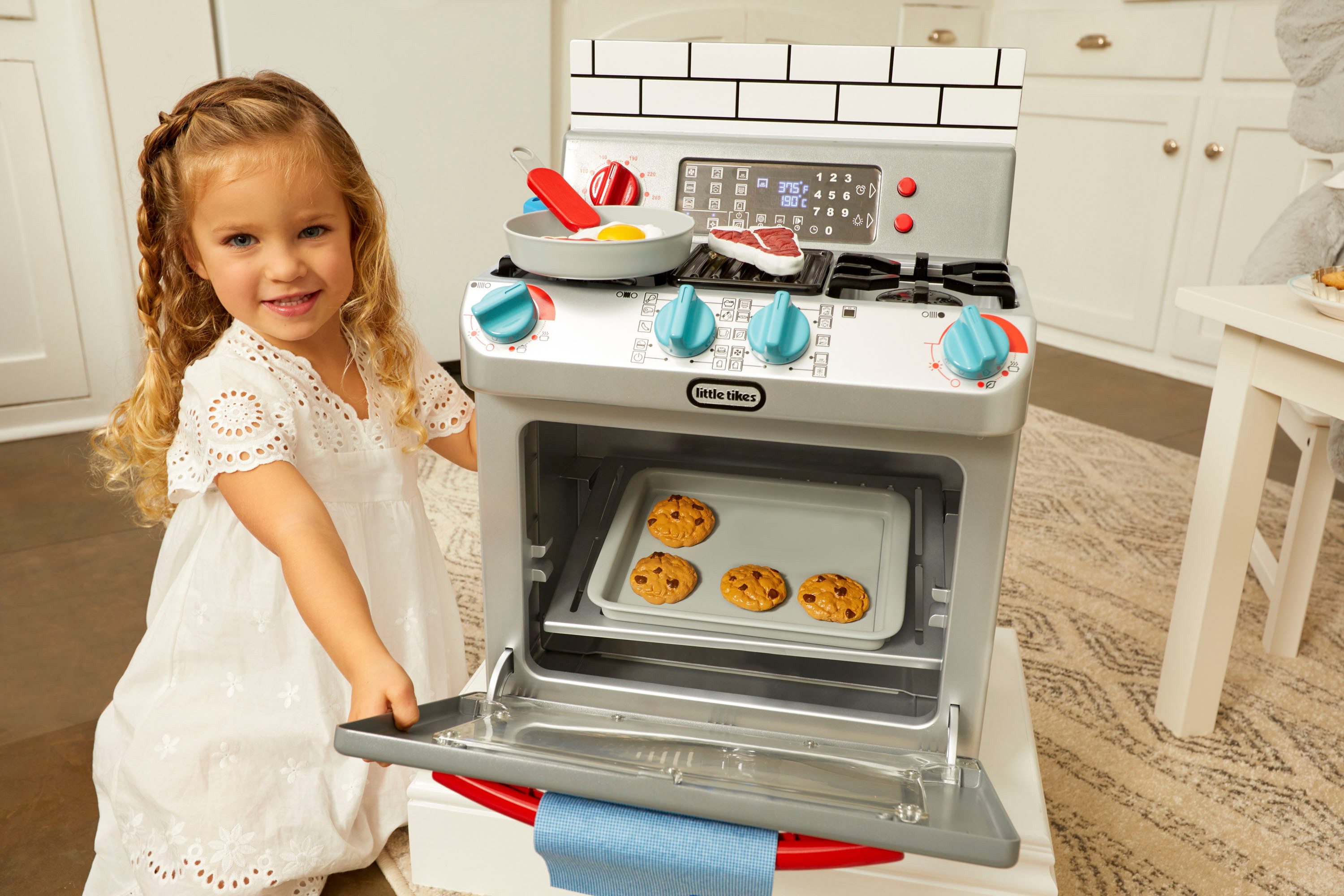 Little Tikes® Kinderfornuis First Oven met licht en geluid