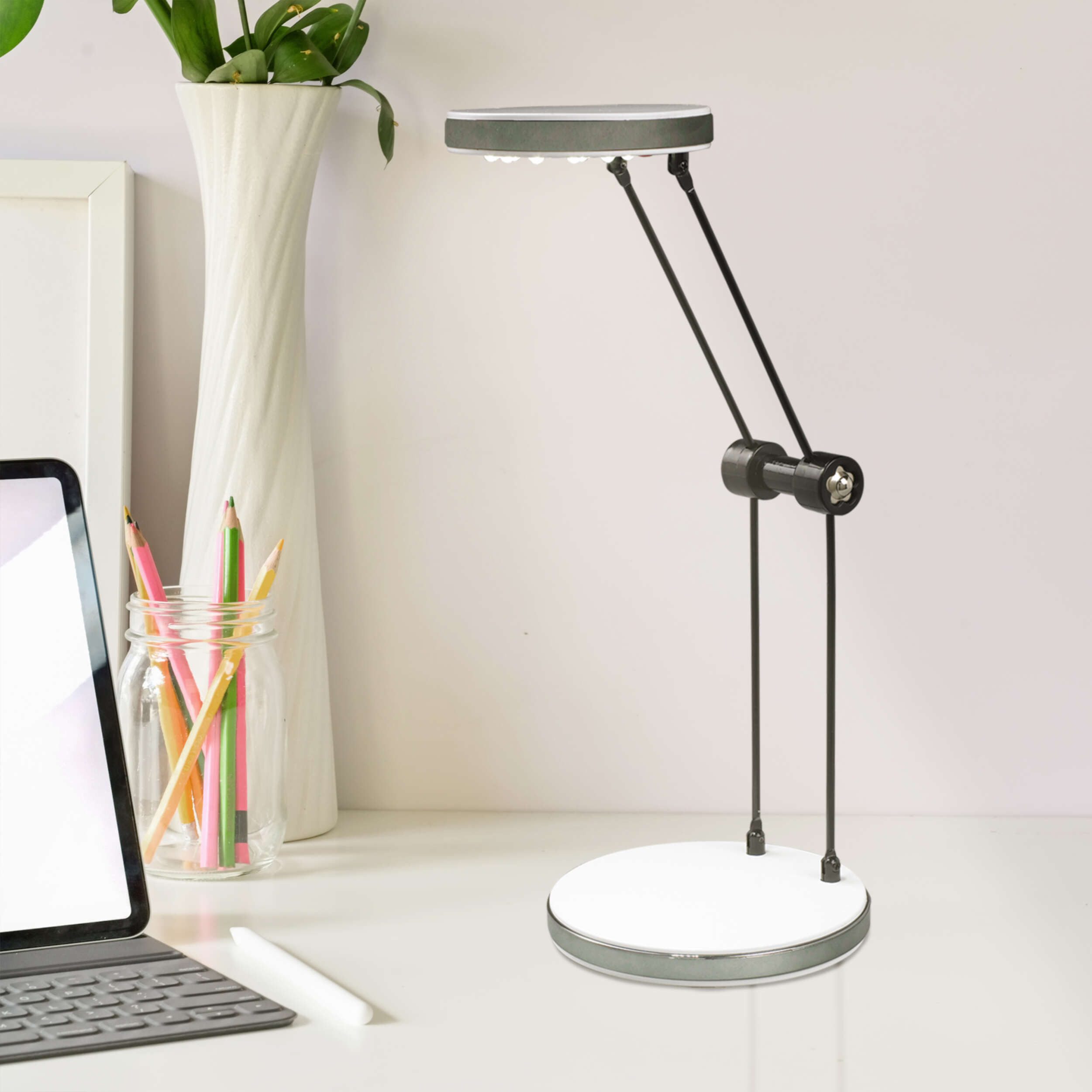 näve Led-tafellamp Aleko (1 stuk)