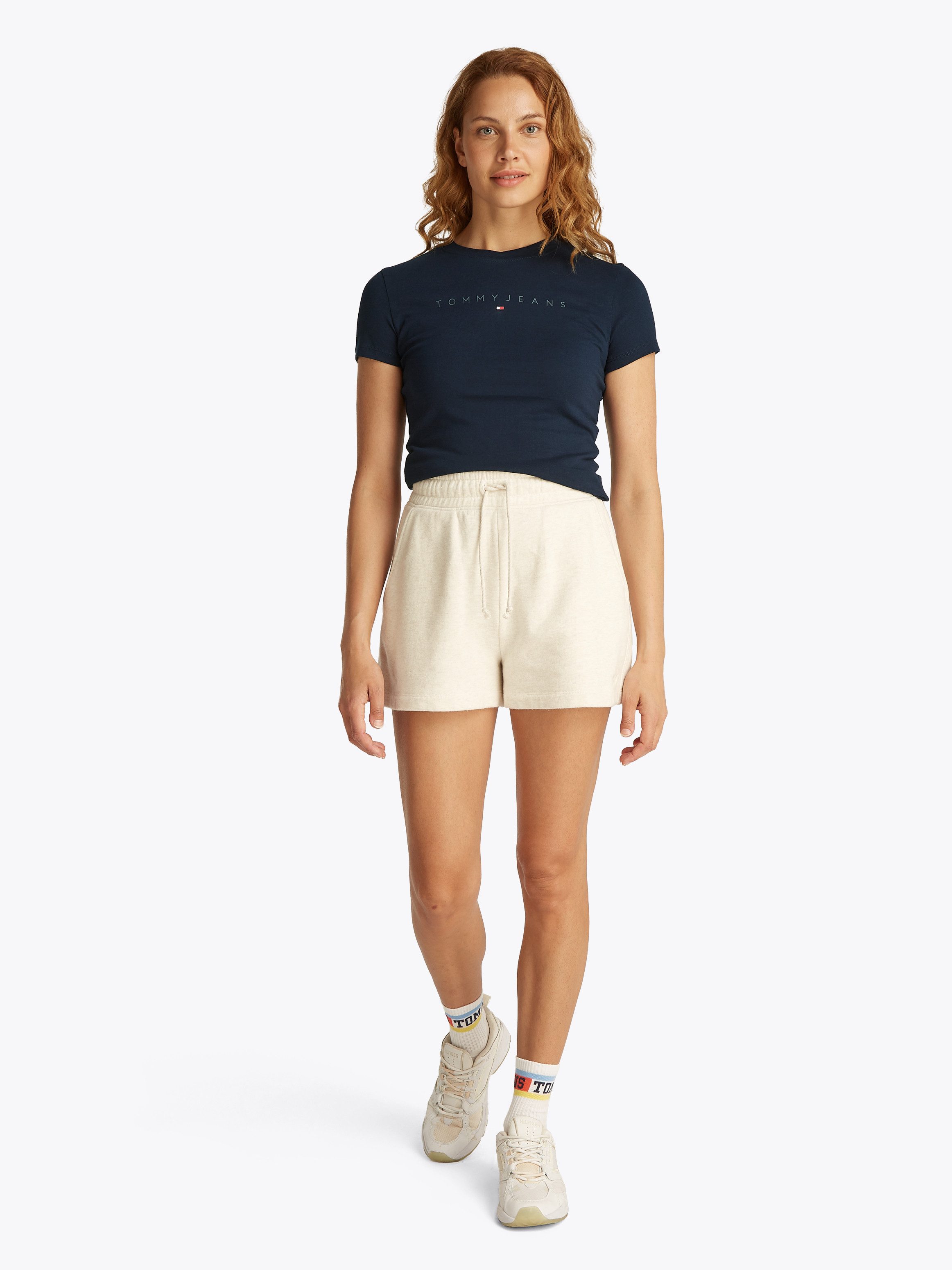 Tommy Jeans Curve T-shirt TJW SLIM TONAL LINEAR TEE EXT in grote maten, logo-print, figuuraccentuerend