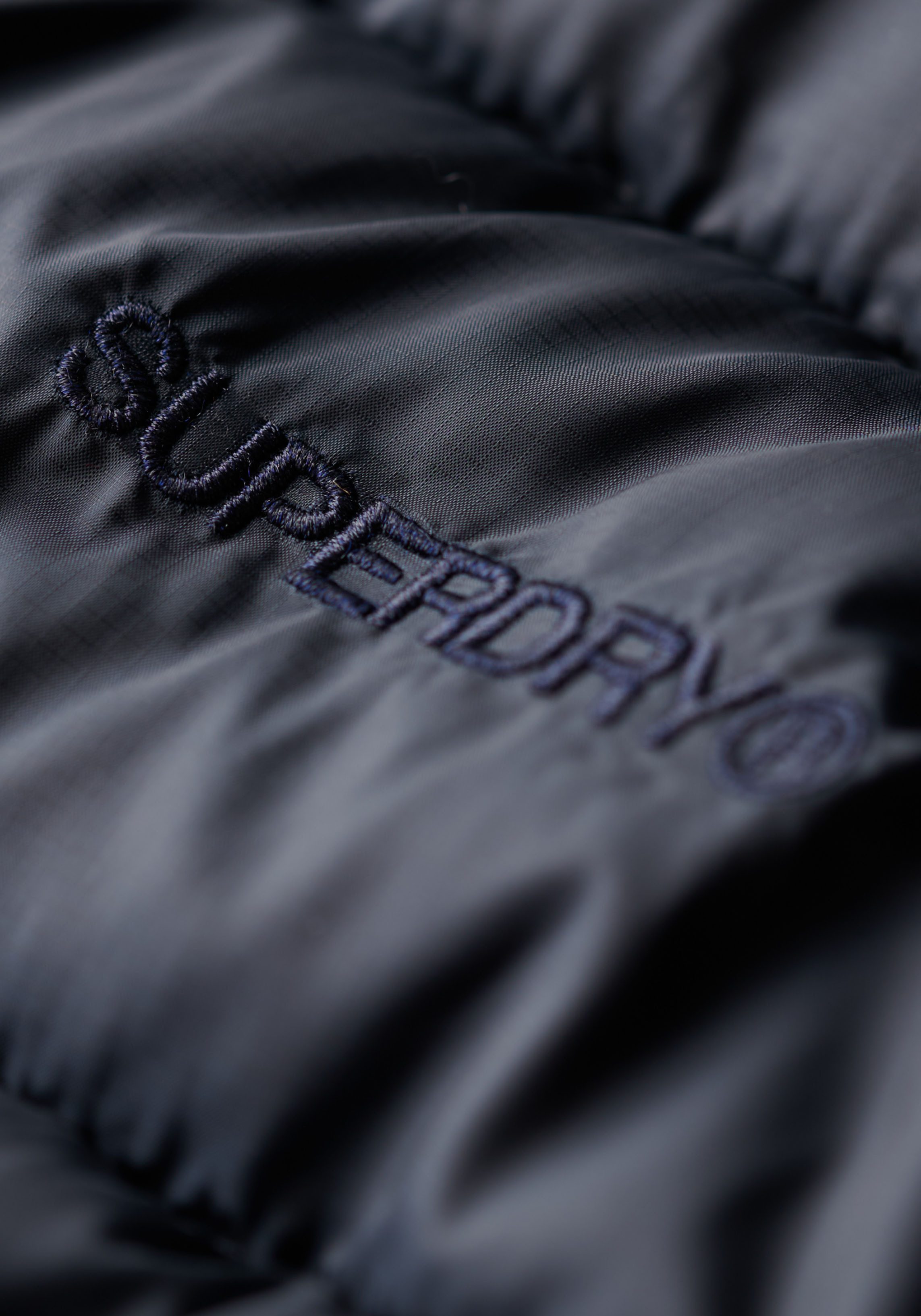 Superdry Gewatteerde jas HOODED FUJI QUILT PADDED JKT