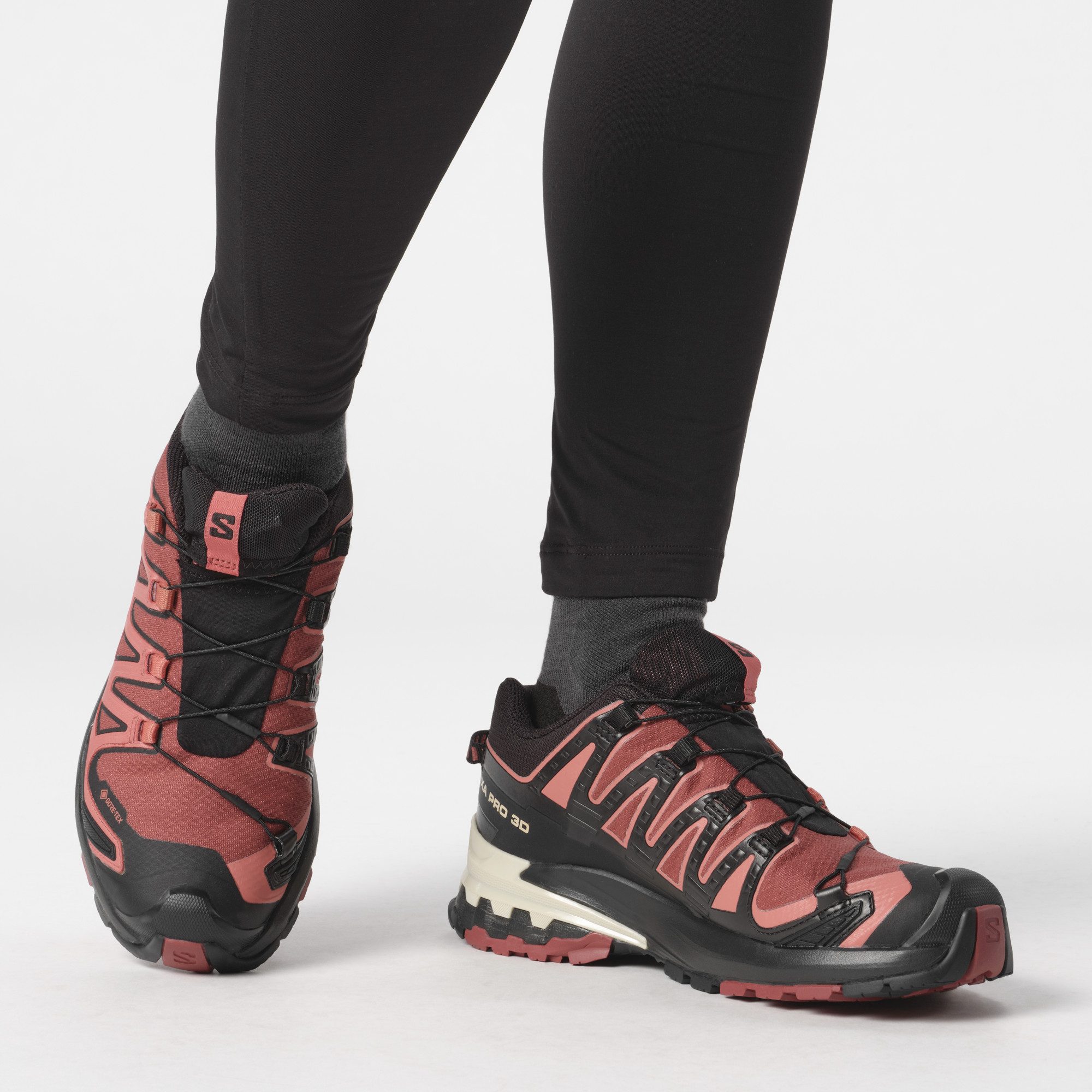 Salomon Trailrunningschoenen XA PRO 3D V9 GORE-TEX® W