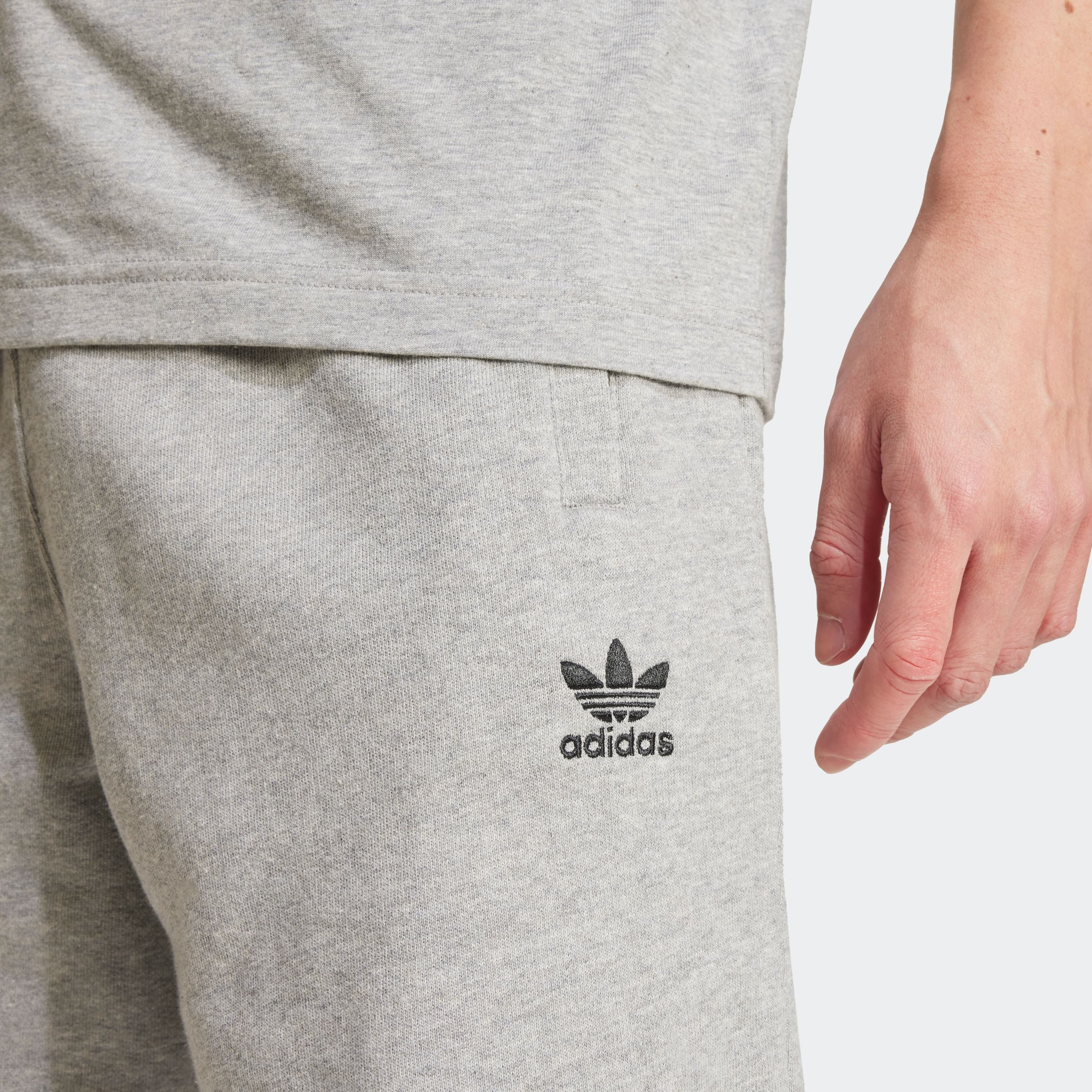 adidas Originals Short ESS SHO Essentiële sweat shorts met logo, van zacht french terry materiaal (1-delig)
