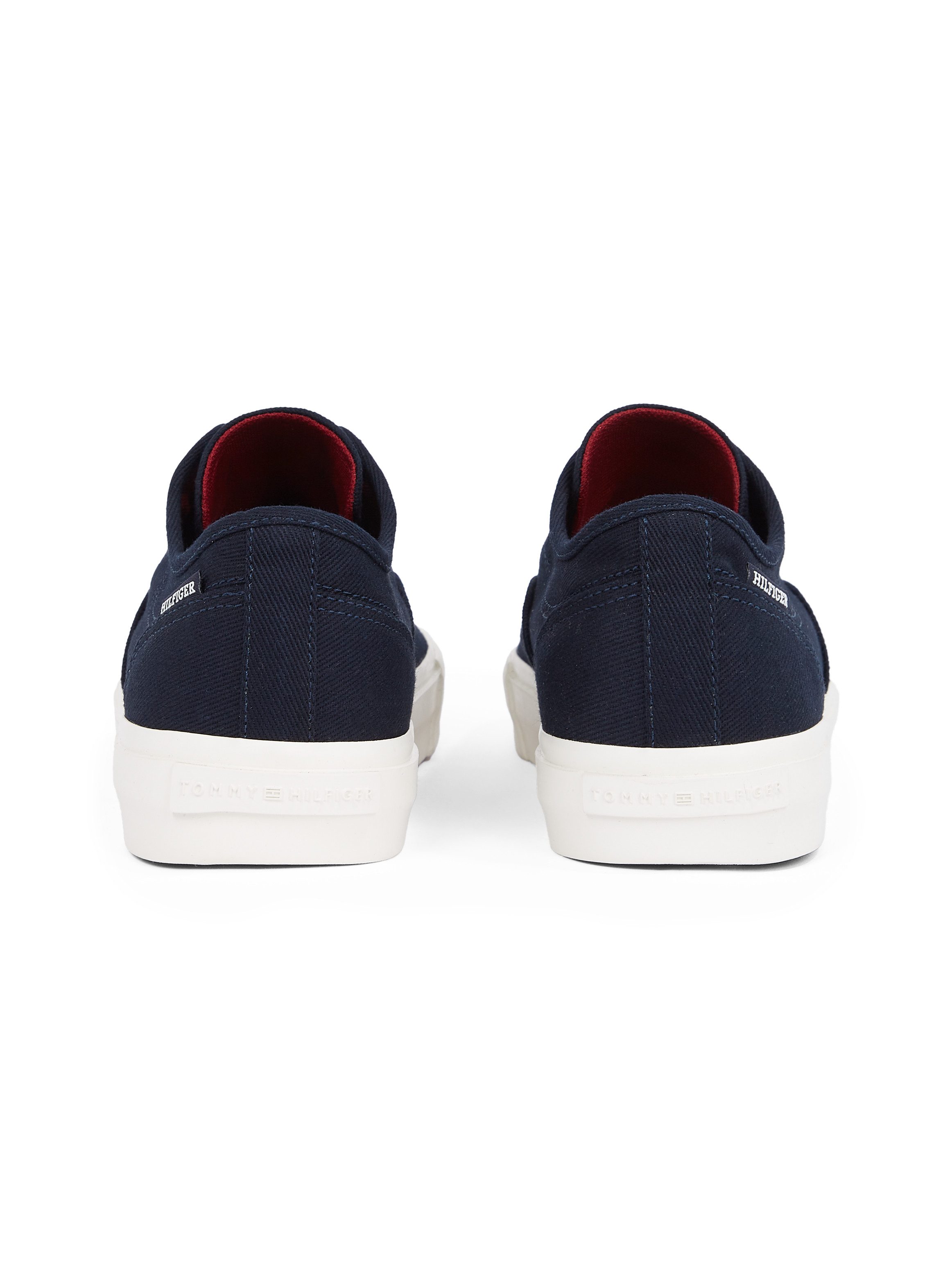 Tommy Hilfiger Plateausneakers TH HI VULC LOW OXFORD TWILL , vrijetijdsschoen, lage schoen, veterschoen met label op de hiel