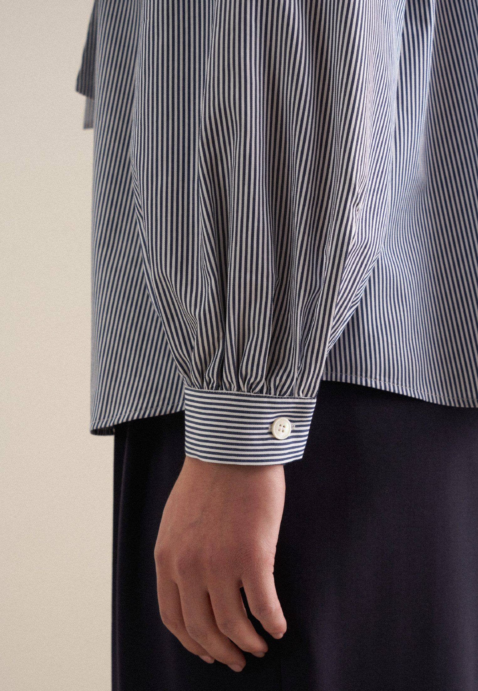 seidensticker Blouse met kraagstrik Zwarte roos Lange mouwen kraagstrik strepen