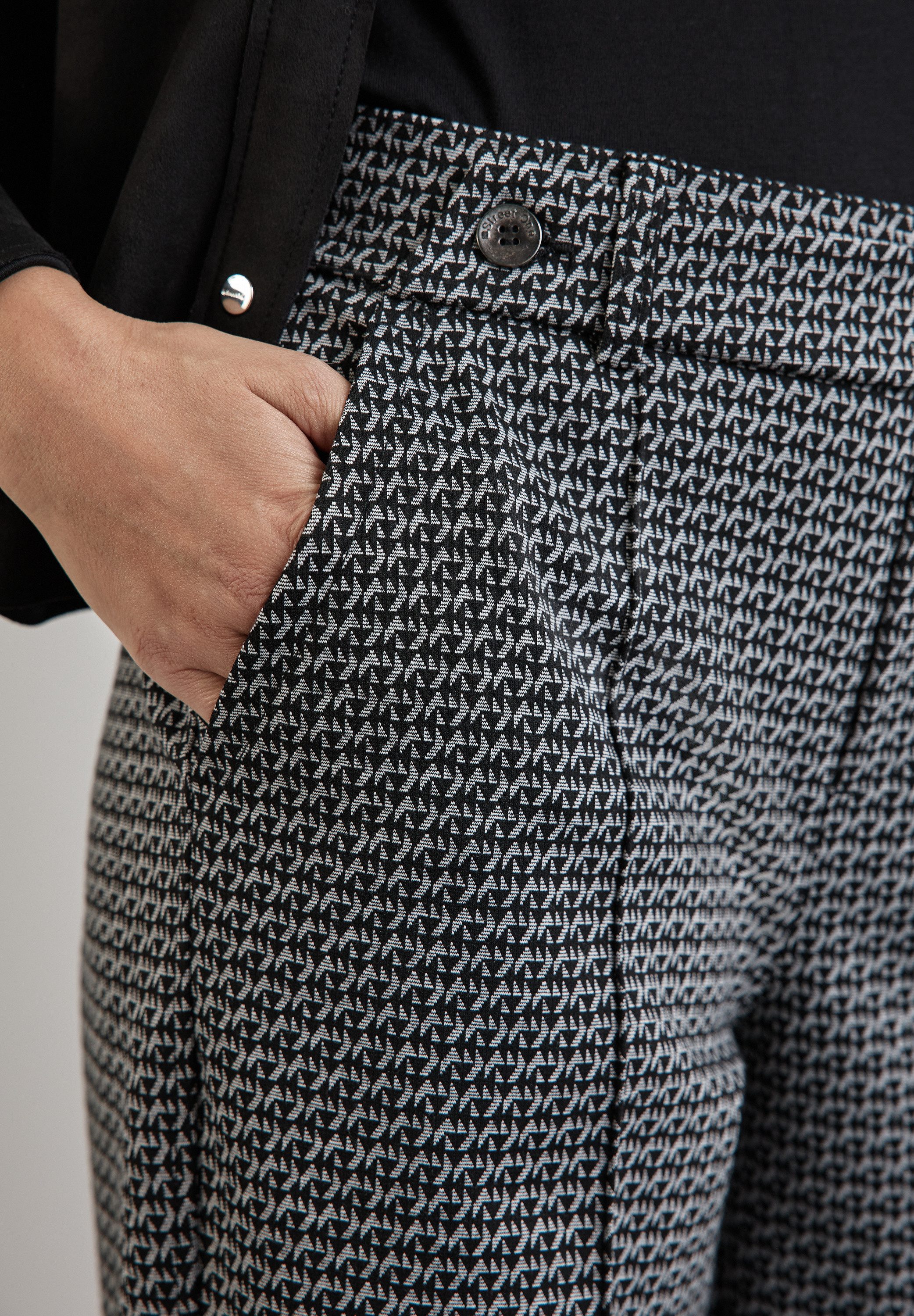 STREET ONE Stoffen broek met jacquardmotief