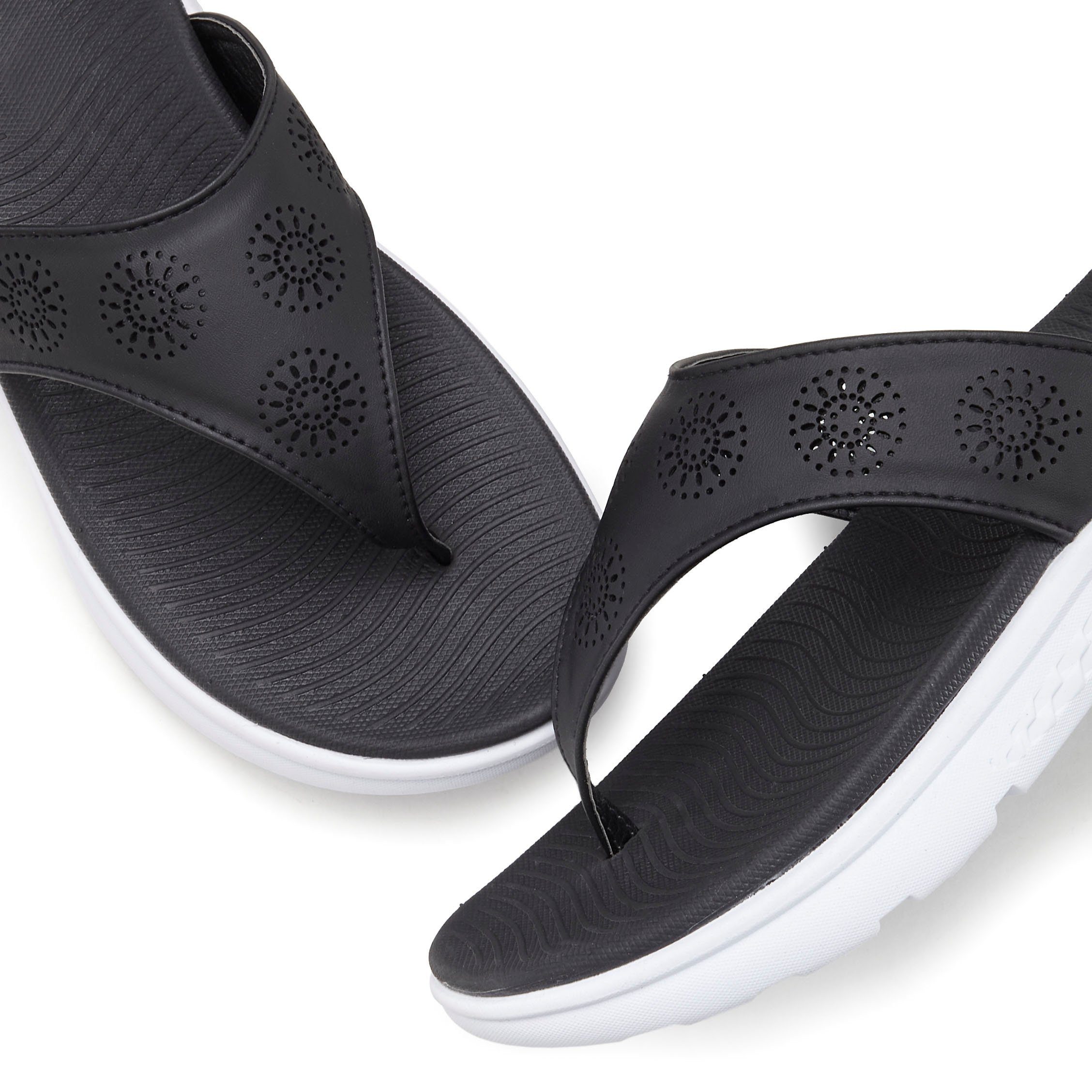 Vivance Teenslippers Pantoffel met uitsparingspatroon VEGAN