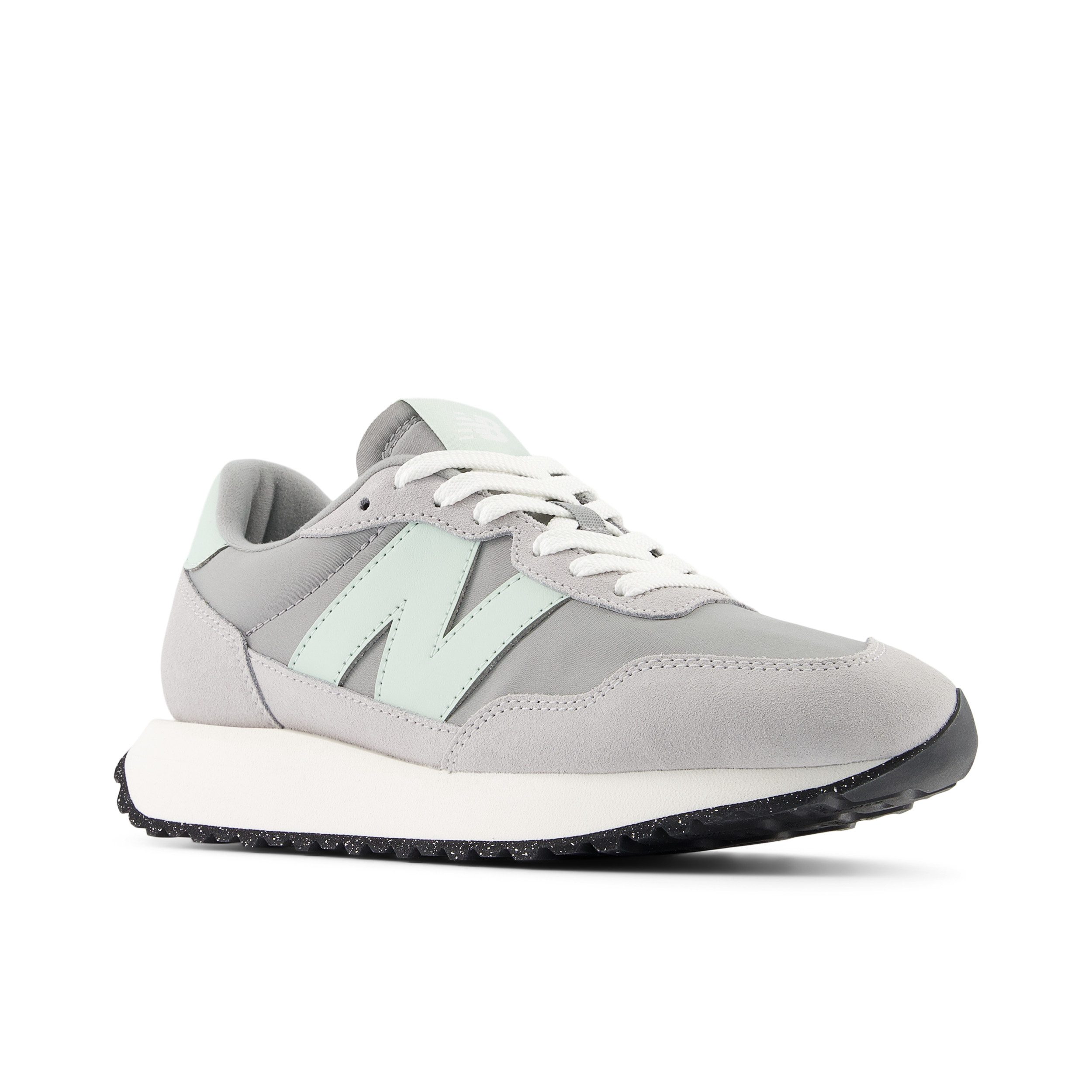 New Balance Sneakers 237