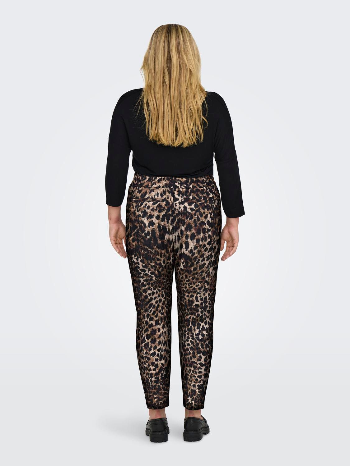 ONLY CARMAKOMA Joggingbroek CARGOLDTRASH CLASSIC PANT NEW AOP PNT