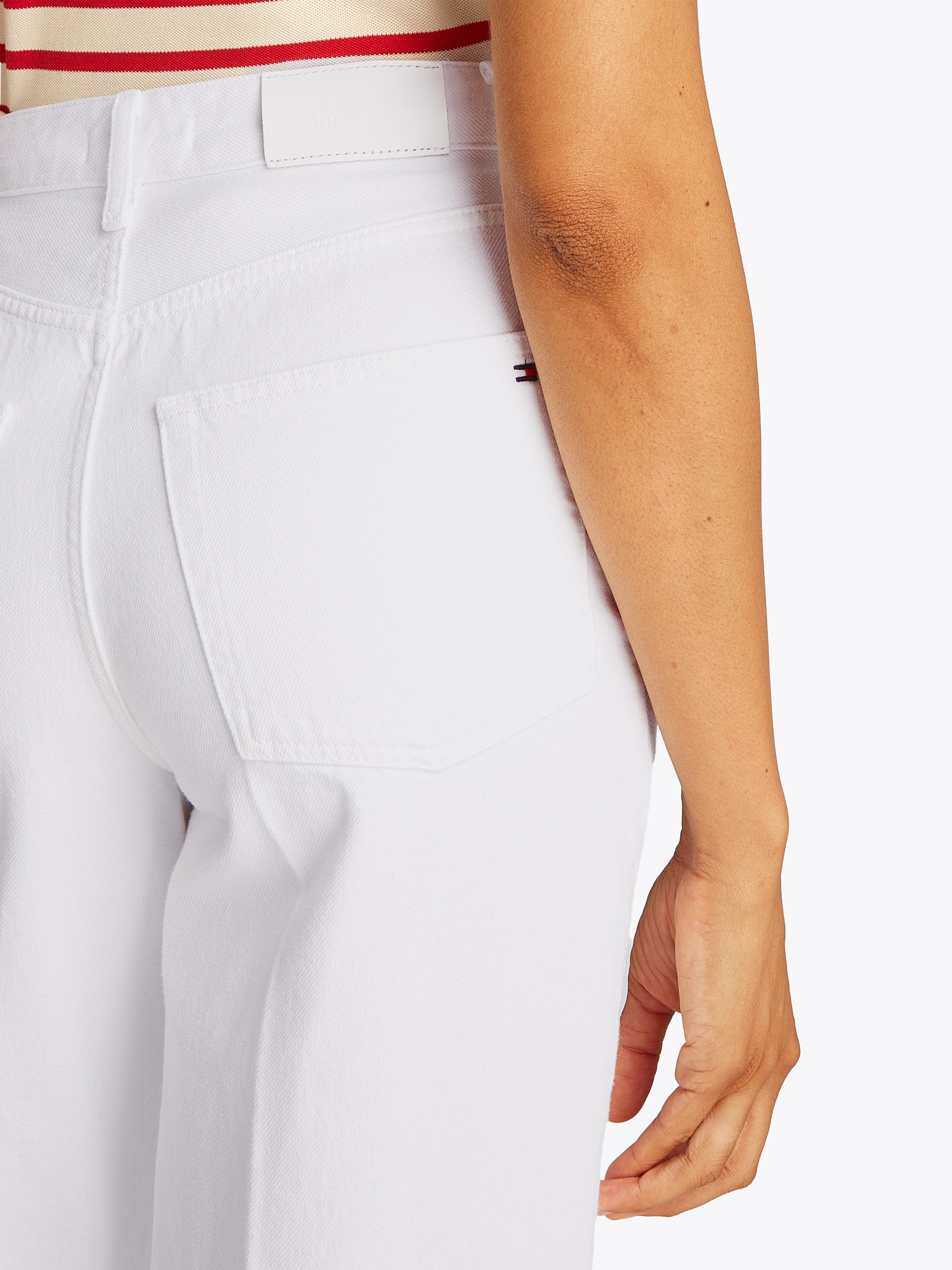 Tommy Hilfiger Wijde jeans WIDE LEG HW LOU met logo-badge, met nagels, met persplooien