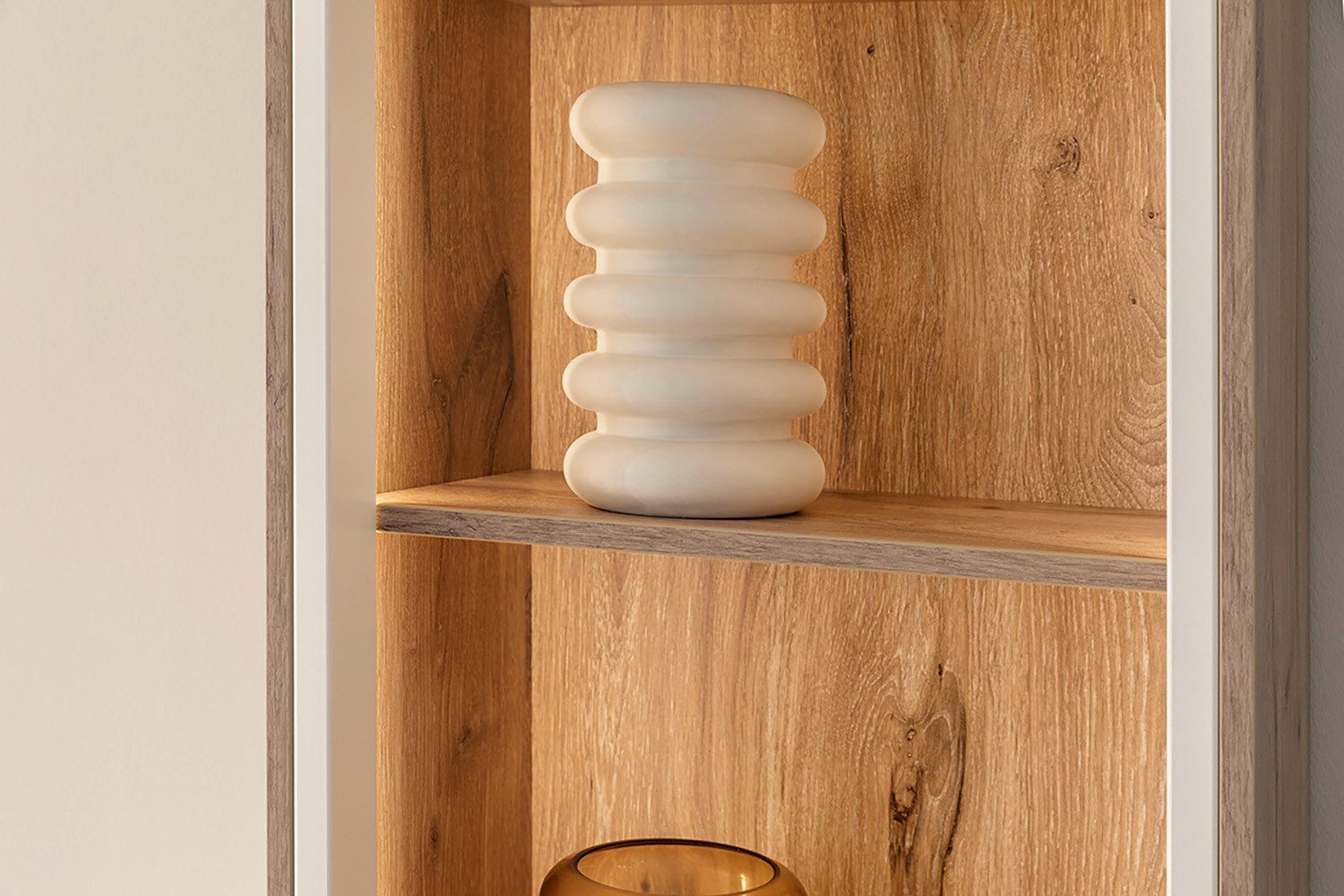 MCA furniture Vitrinekast SANTERNO 6 vakken, rek, corpus verlichting frame soft white, hoogte 197 cm