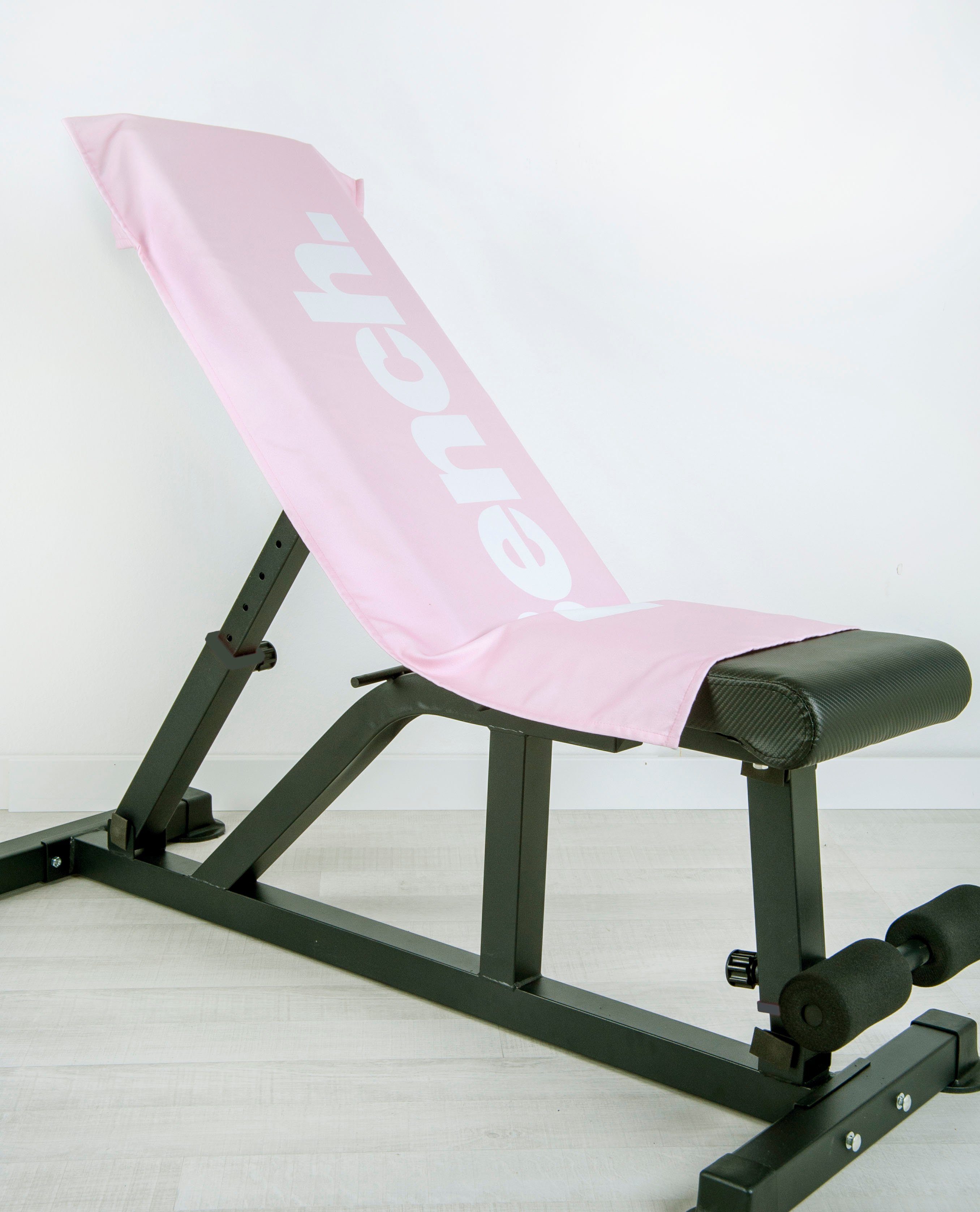 Bench. Sporthanddoek Bench Bench fitnessdoek / sport towel met klep & tas, 50x110 cm (1 stuk)