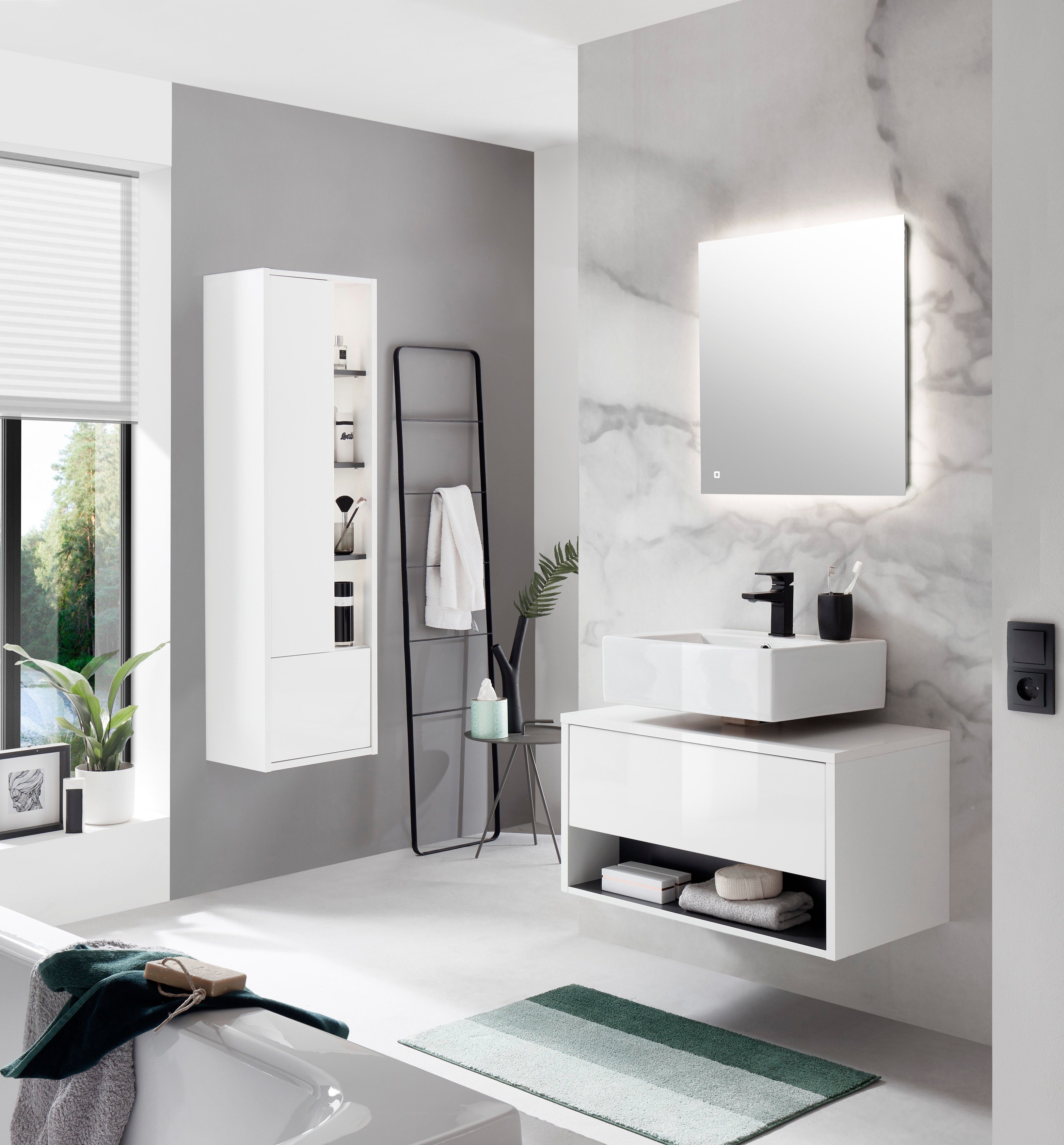 Places of Style Badkamerserie Studio Line, bad in modern ontwerp, 3-delig badkamer Kast, onderkast en spiegel, in twee kleuren beschikbaar, opbergruimte (3-delig)