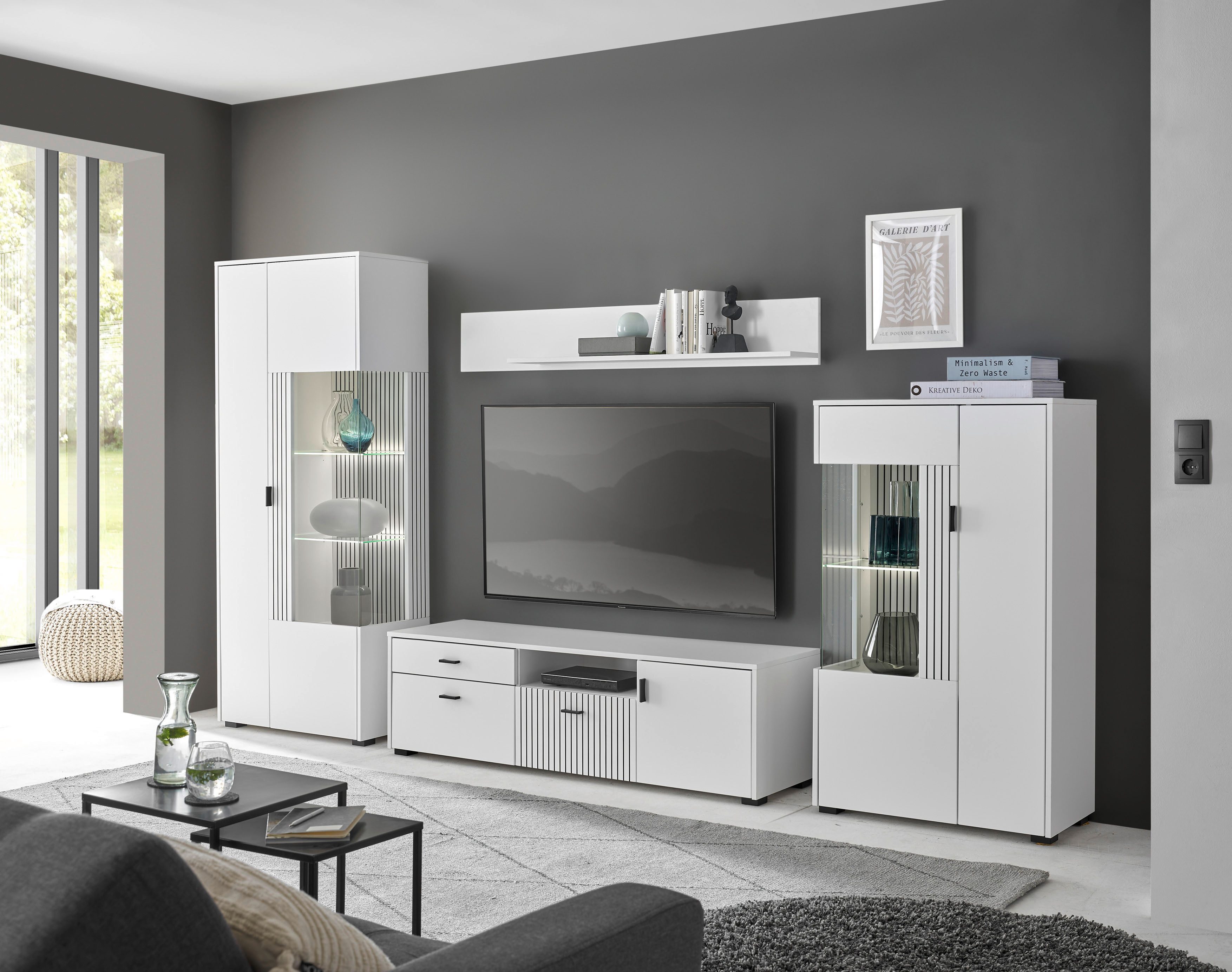 INOSIGN Wandmeubel Hudson met moderne groevenlook, handgrepen van metaal (zwart), breedte 320 cm (set, 4-delig)